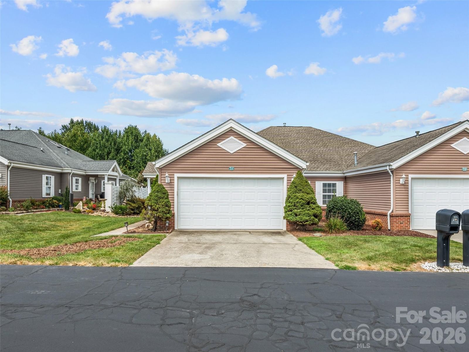 21 Heather Way, Candler, NC 28715 - Photo 5