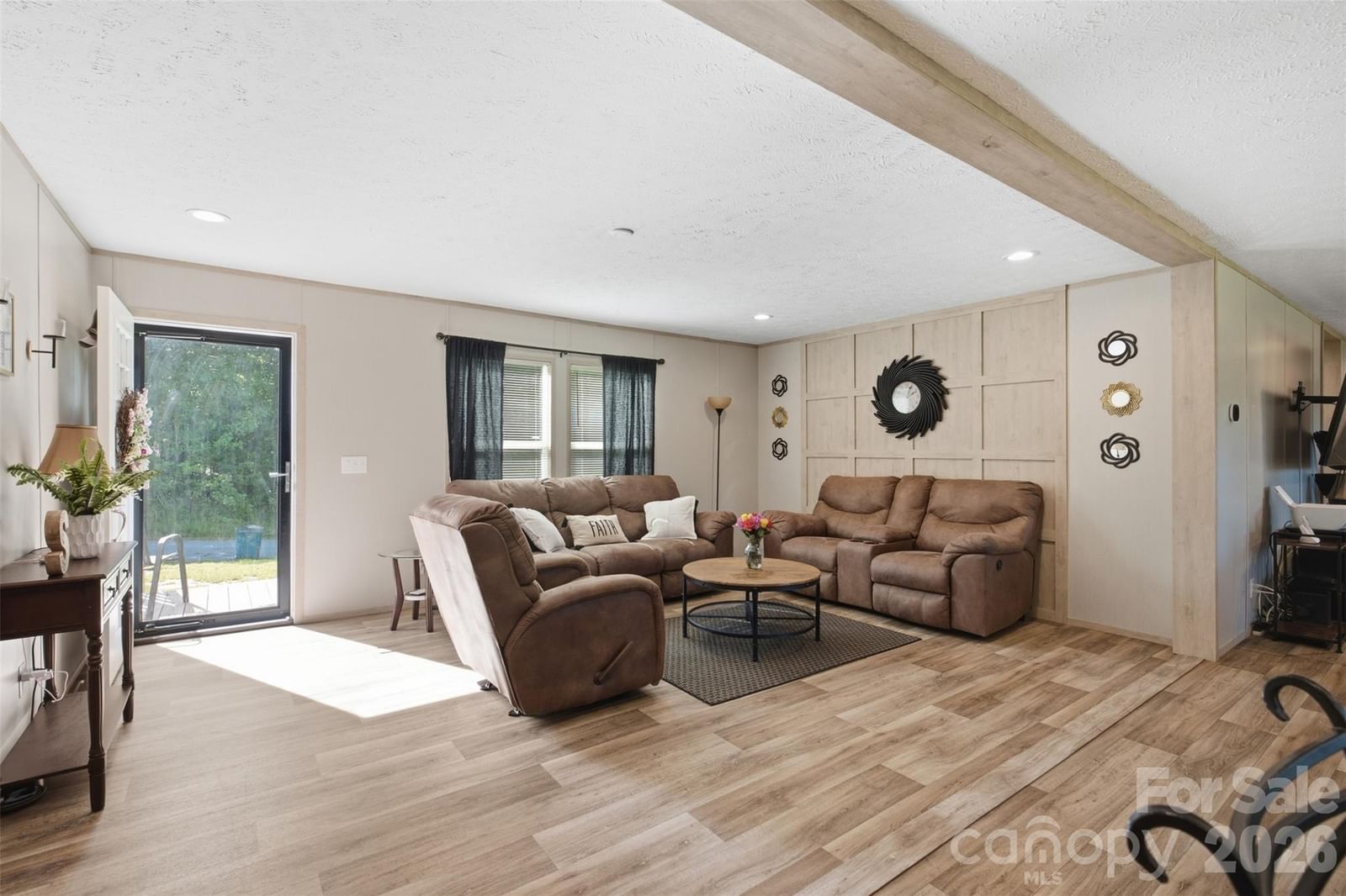 3194 Medicine Bow None, Claremont, NC 28610 - Photo 2
