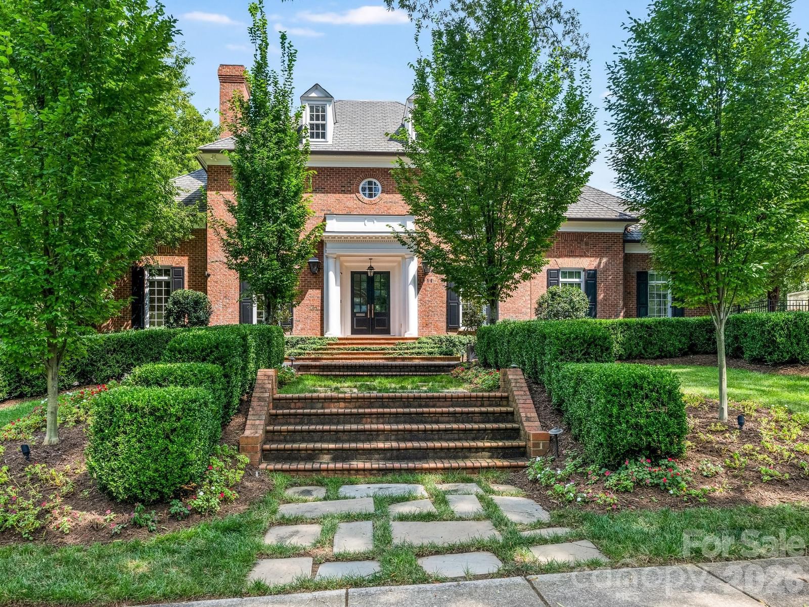 1811 Queens Road, Charlotte, NC 28207