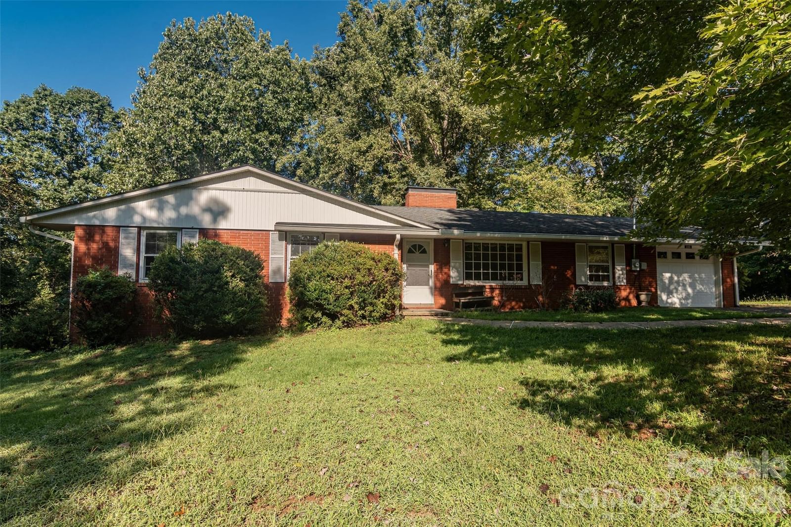 235 Landis Road, Marion, NC 28752 - Photo 2