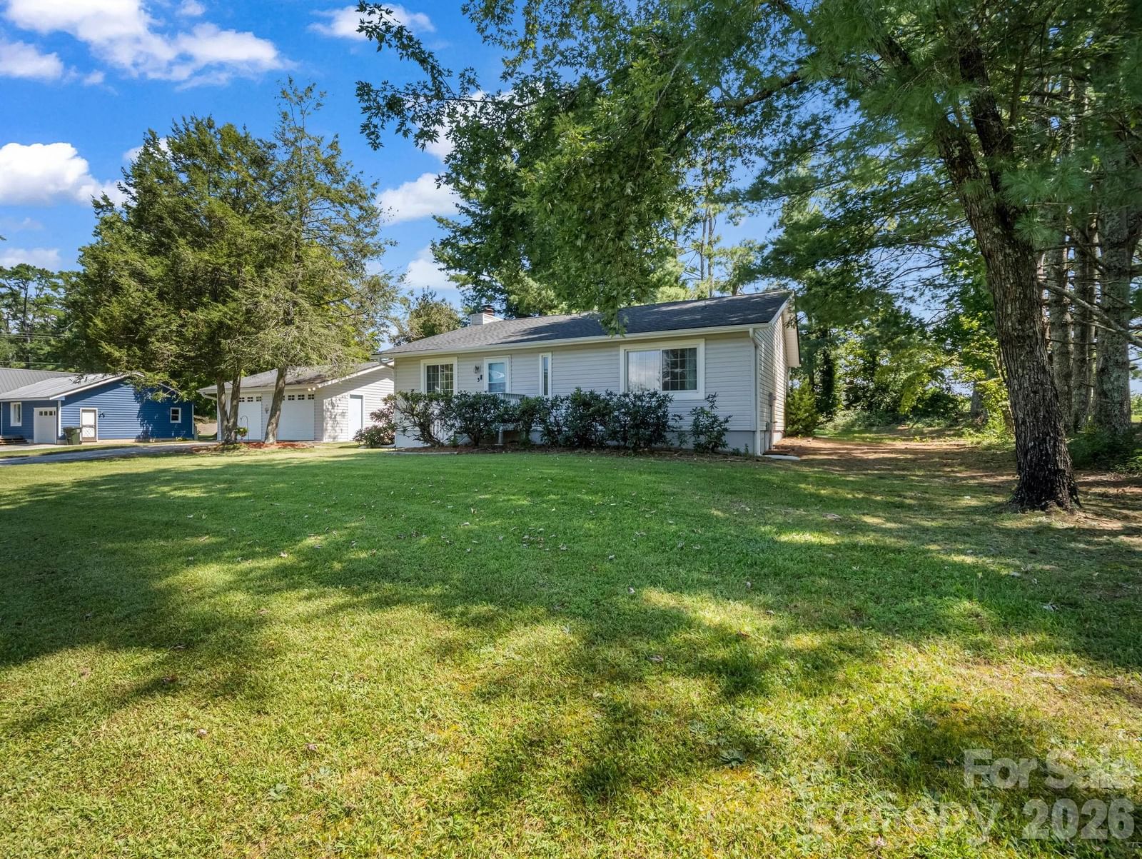 3 Apple Blossom Lane, Hendersonville, NC 28792 - Photo 2