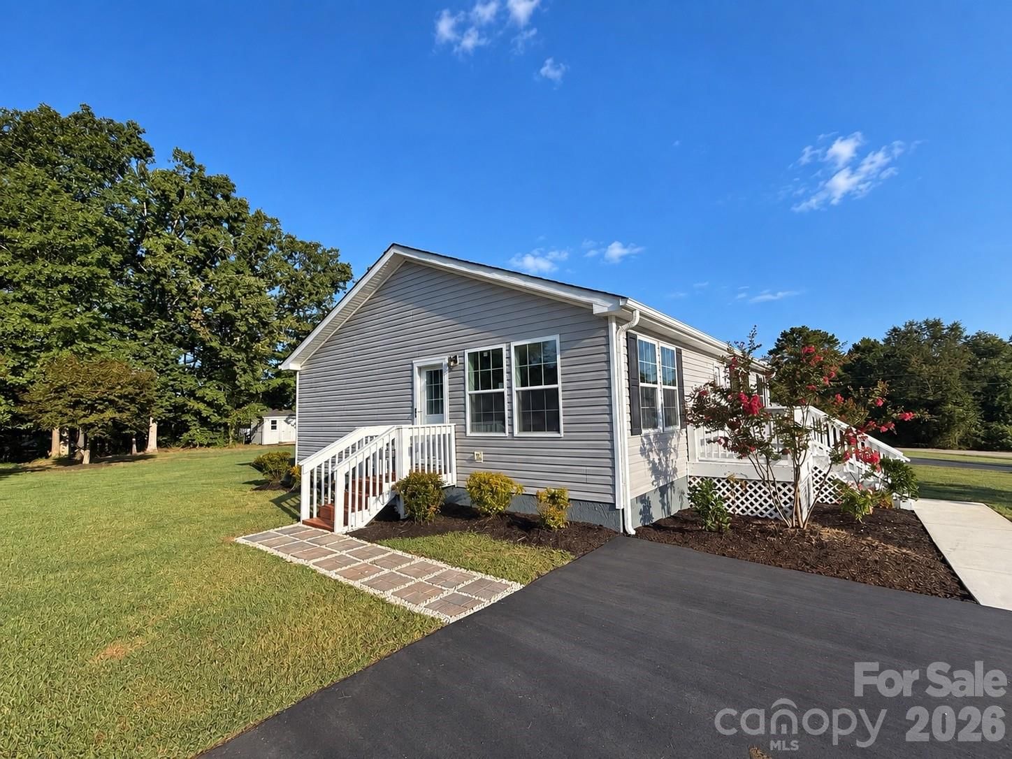 5217 Canterbury Drive, Conover, NC 28613 - Photo 4