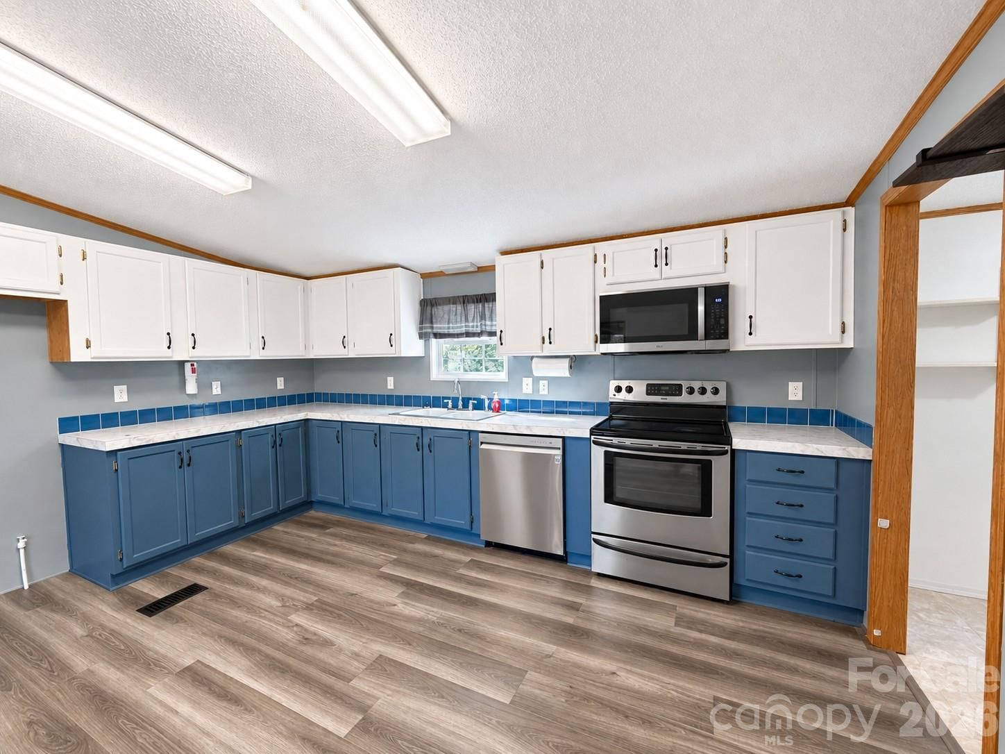599 Preston Brooks Drive, Catawba, SC 29704 - Photo 5