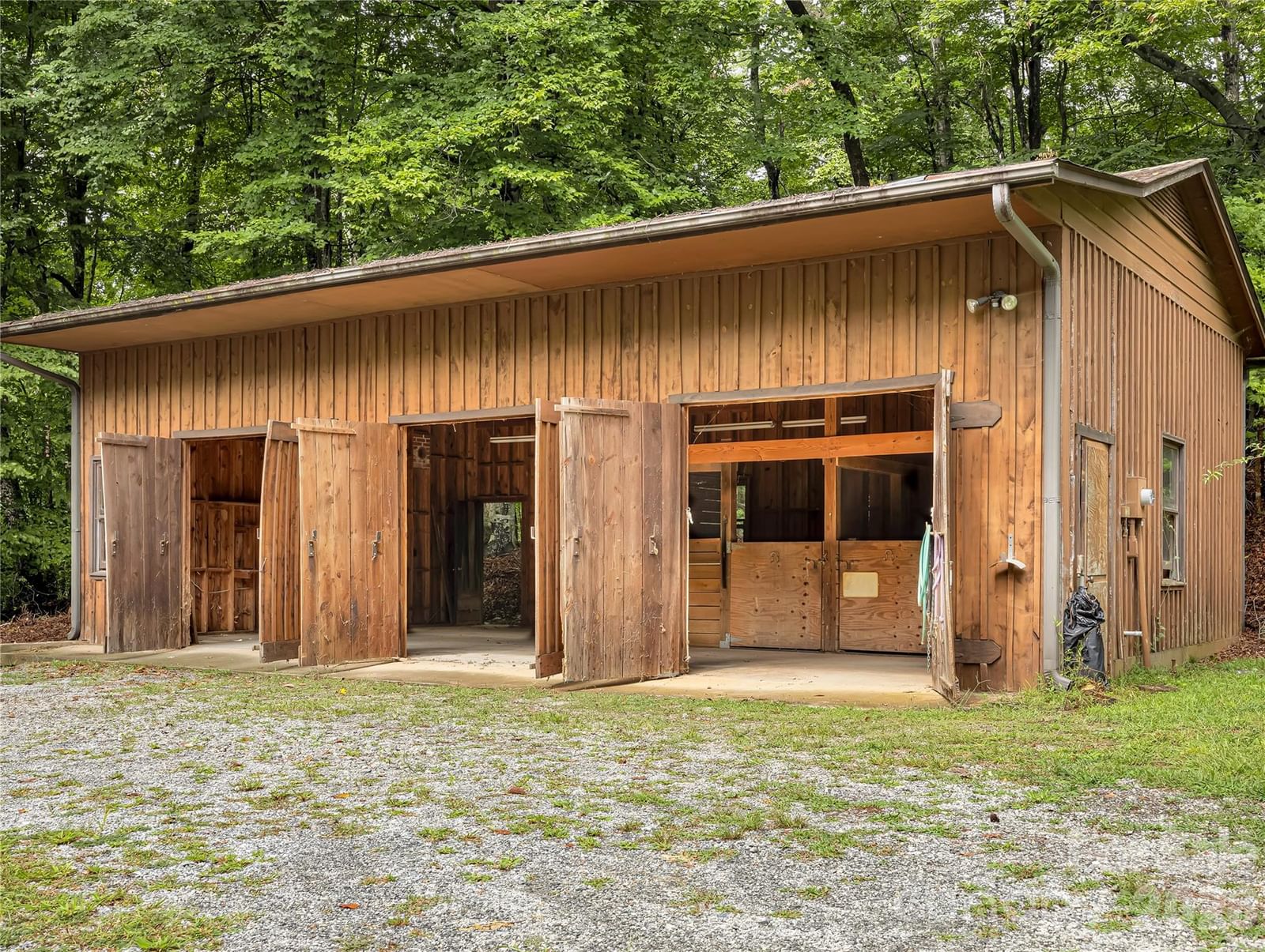 989 Fox Mountain Road, Columbus, NC 28722 - Photo 5