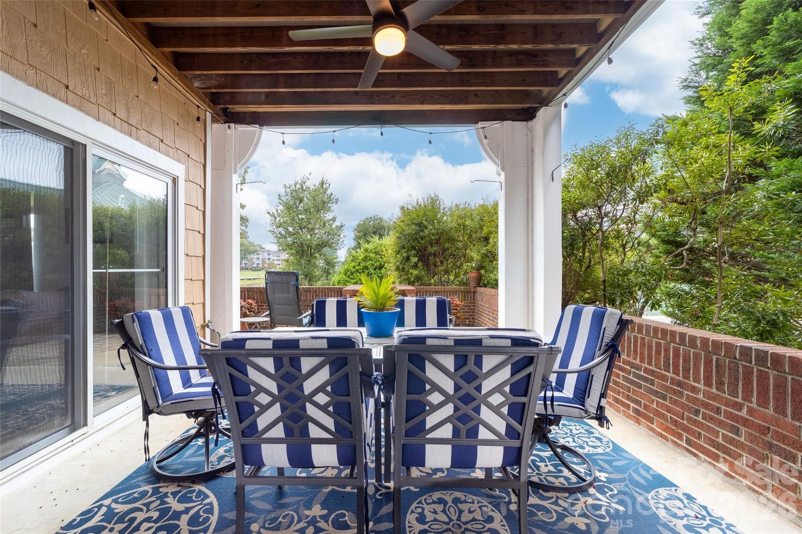 18619 Harborside Drive, Cornelius, NC 28031