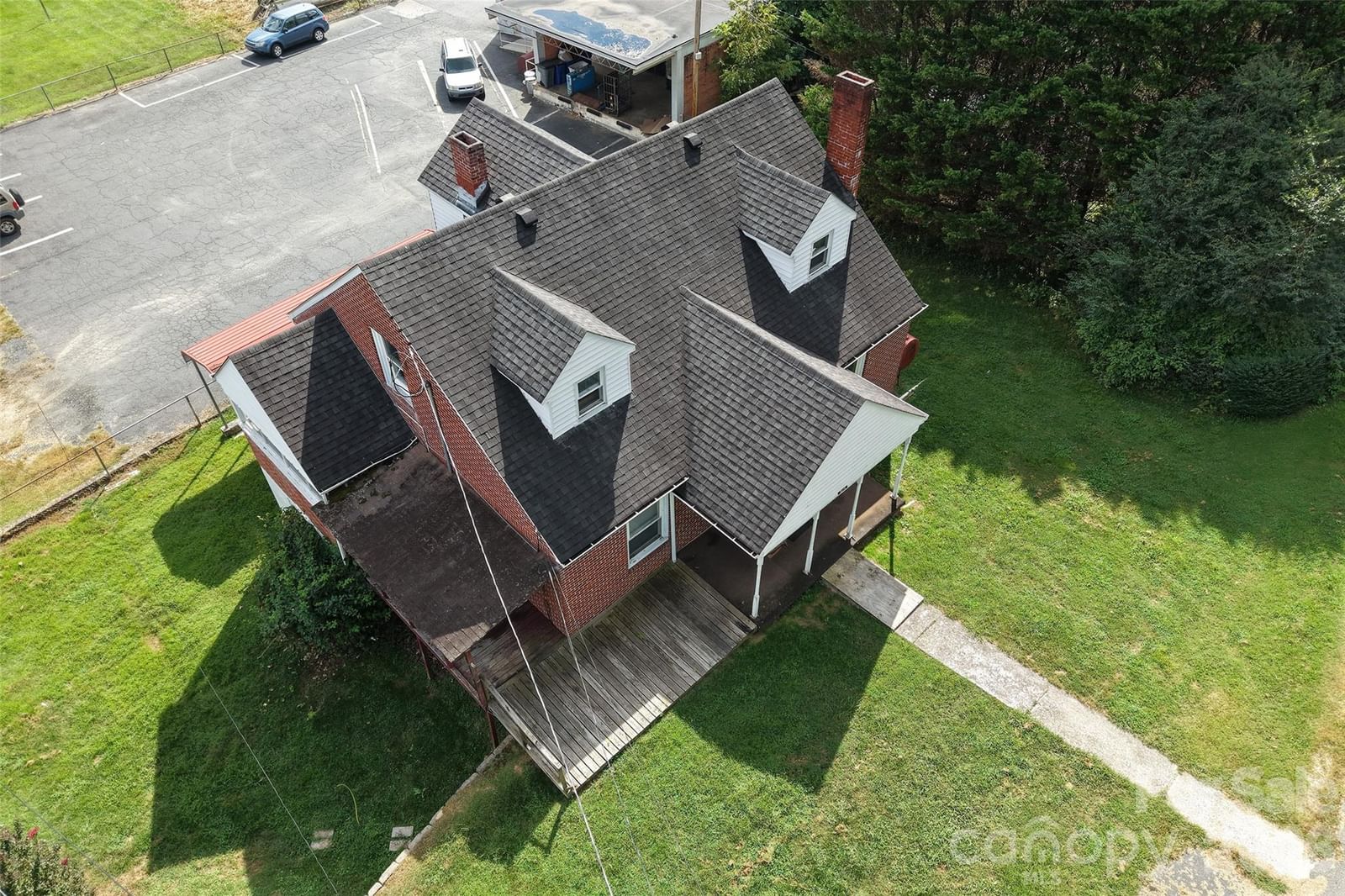 164 Mitchell Avenue, Bakersville, NC 28705