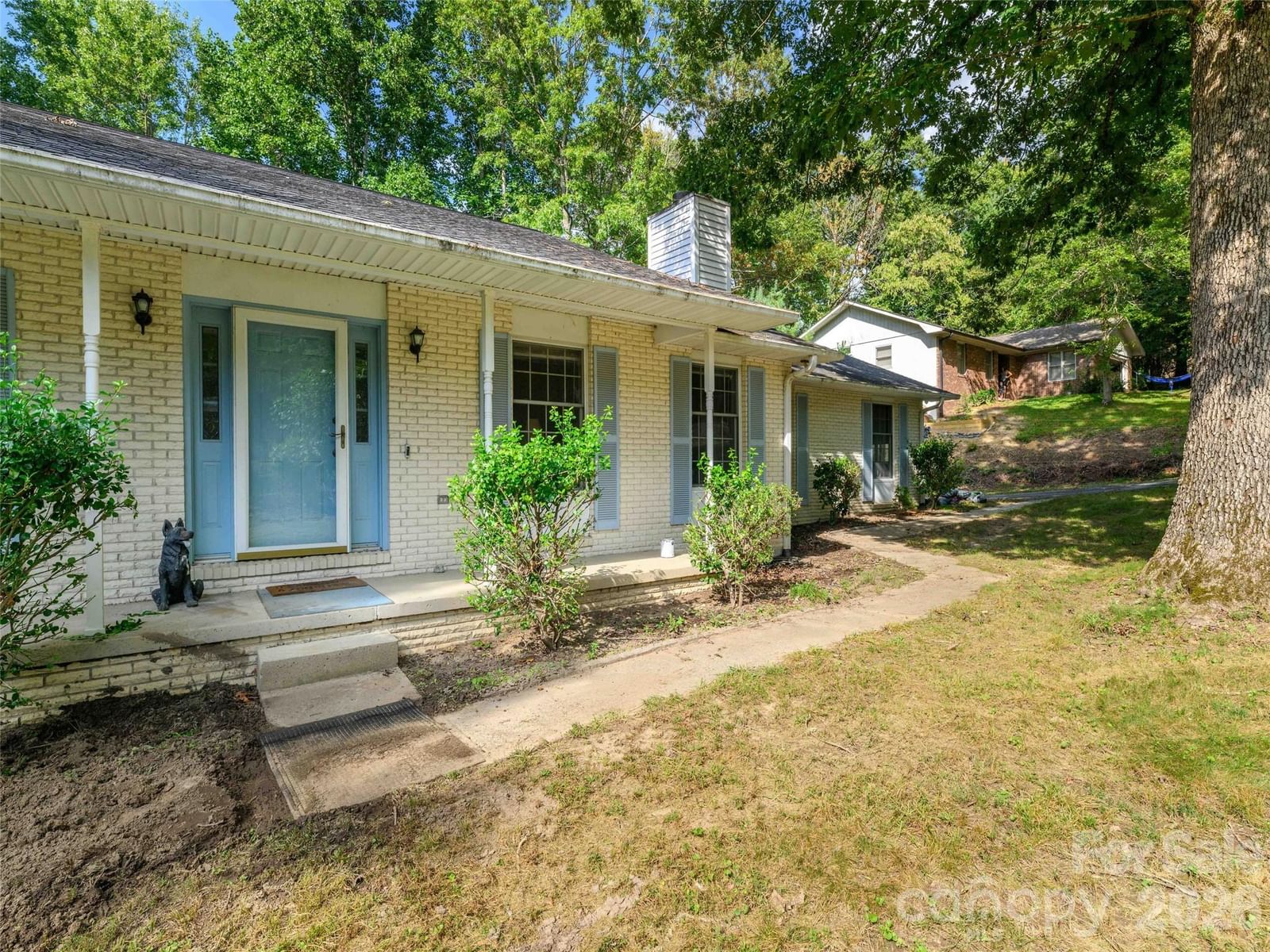 209 Trappers Trail, Hendersonville, NC 28739 - Photo 3