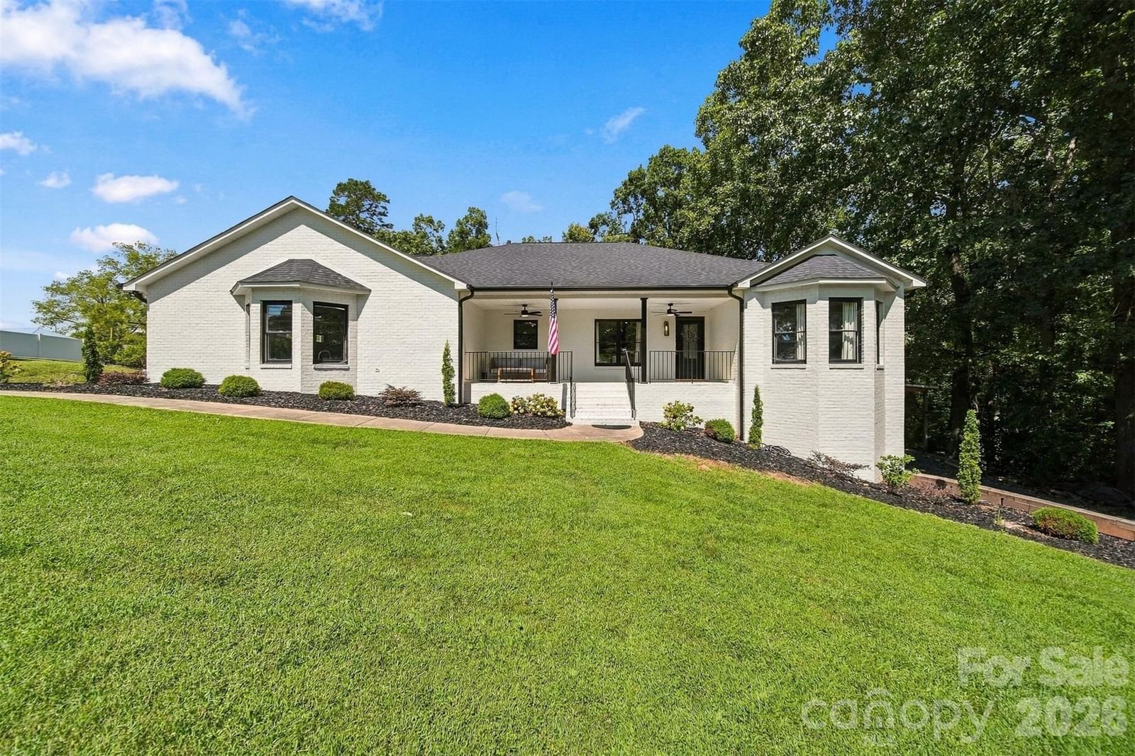 110 Pineburr Avenue, Valdese, NC 28690 - Photo 2