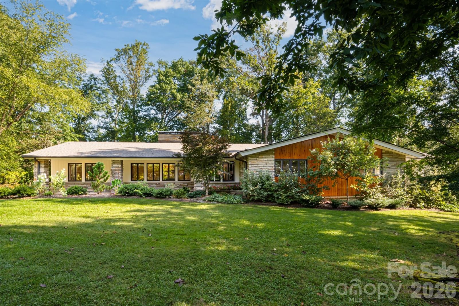 6 Deerfield Road, Asheville, NC 28803