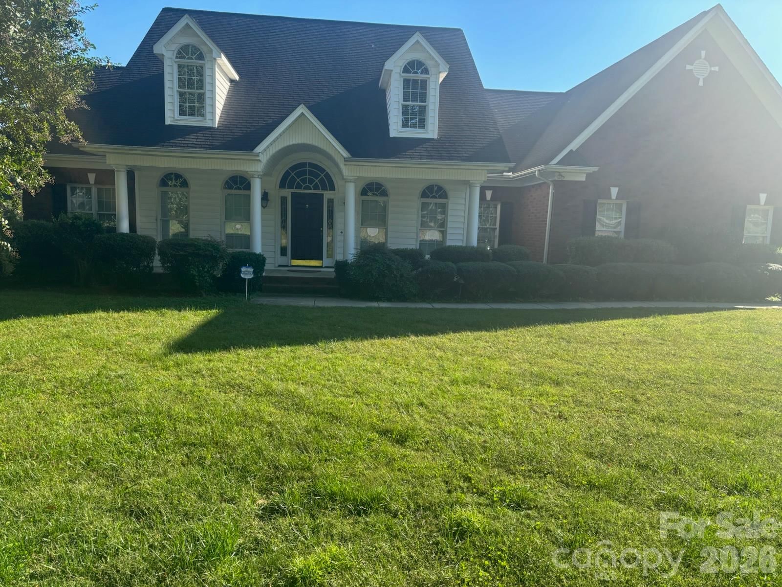 122 Upper Oak Drive, Statesville, NC 28625