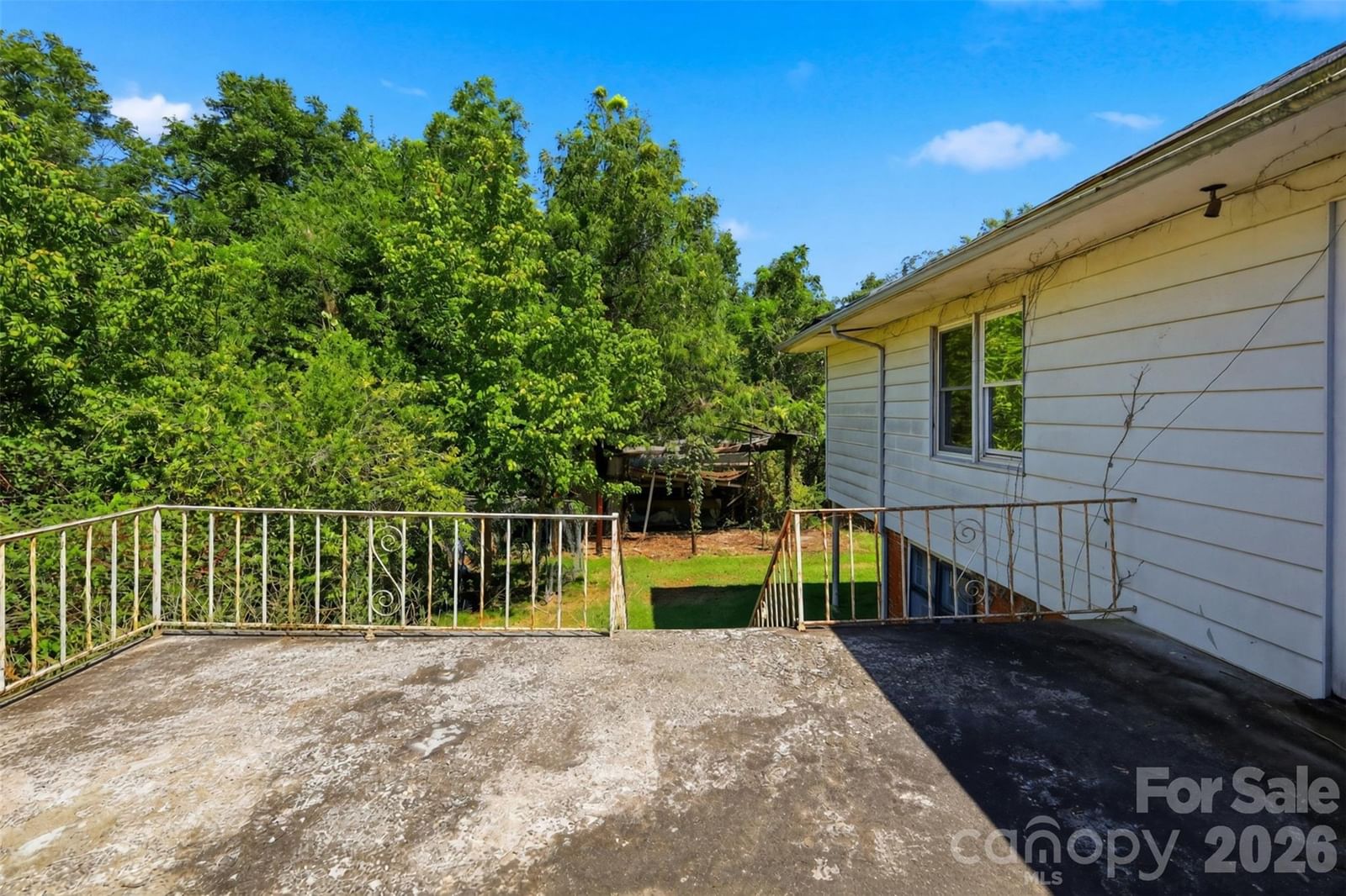 512 1st Street, Conover, NC 28613 - Photo 3