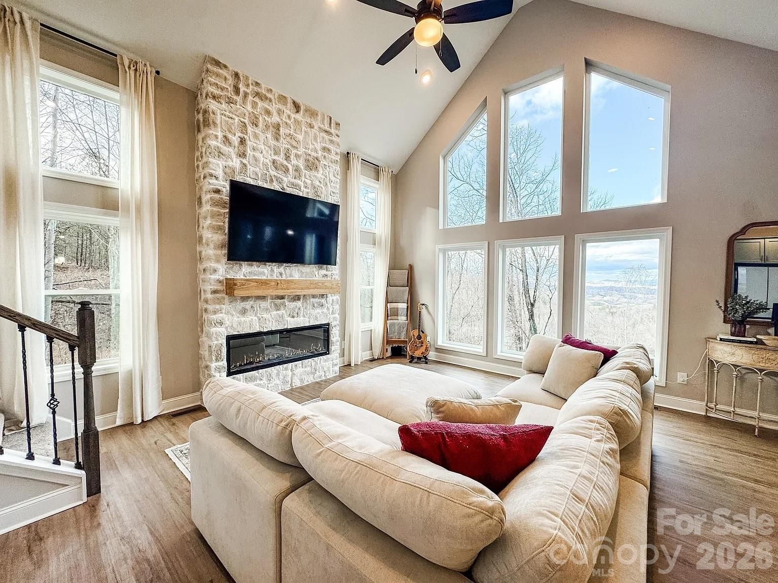 71 View Ridge Parkway, Leicester, NC 28748 - Photo 3