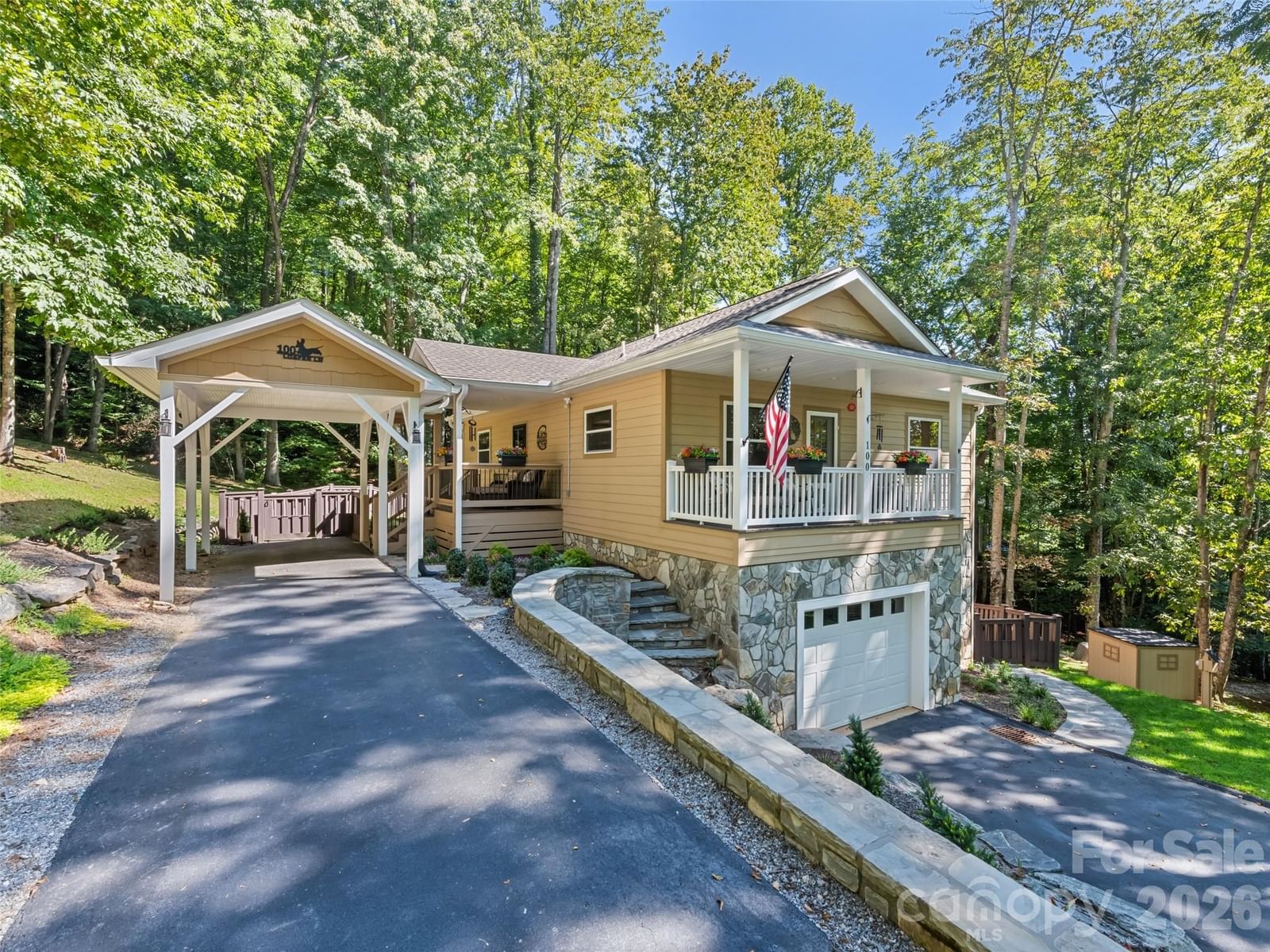 100 Loafer Lane, Waynesville, NC 28785 - Photo 2