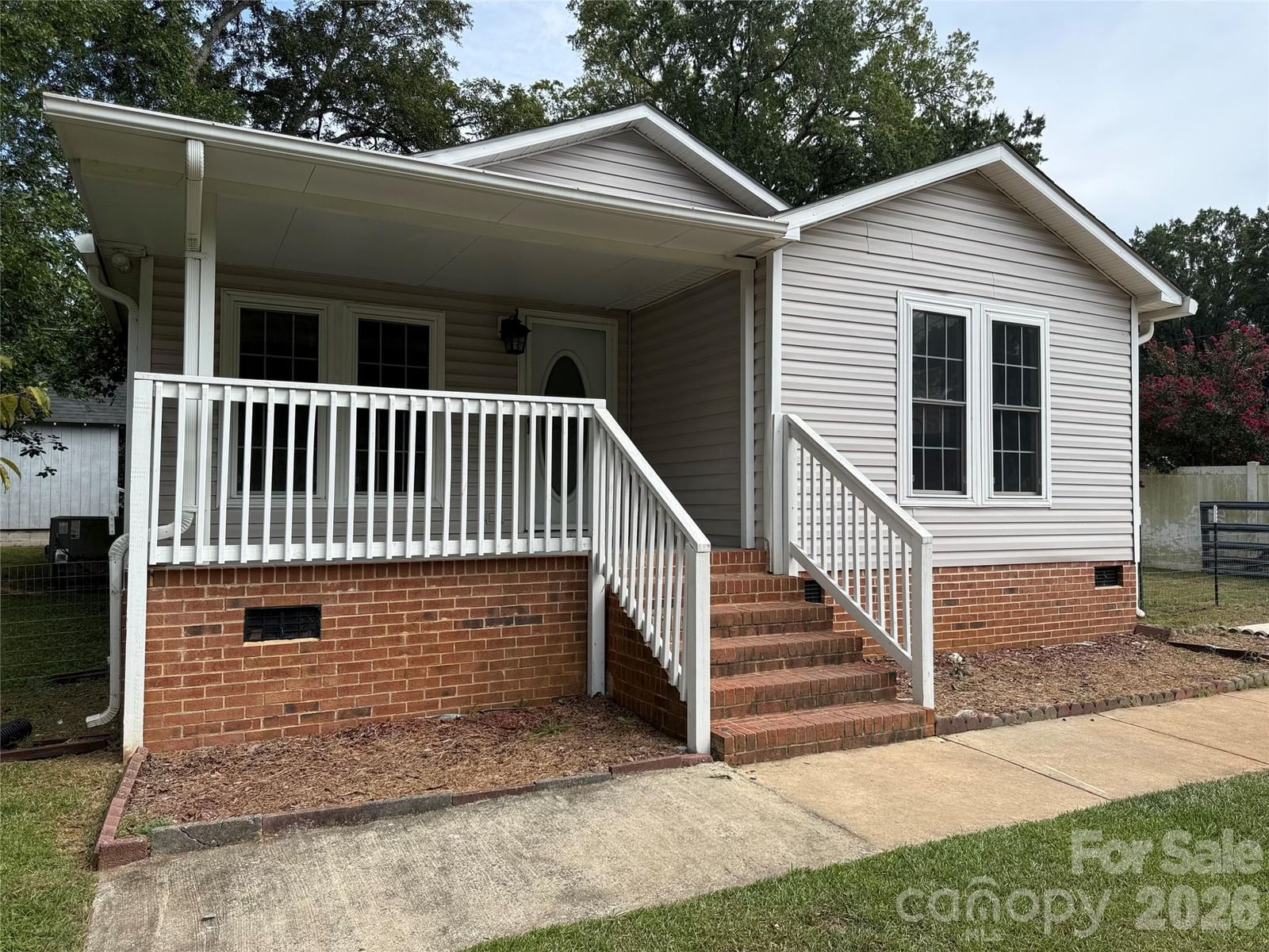 153 Loomis Street, Chester, SC 29706 - Photo 2