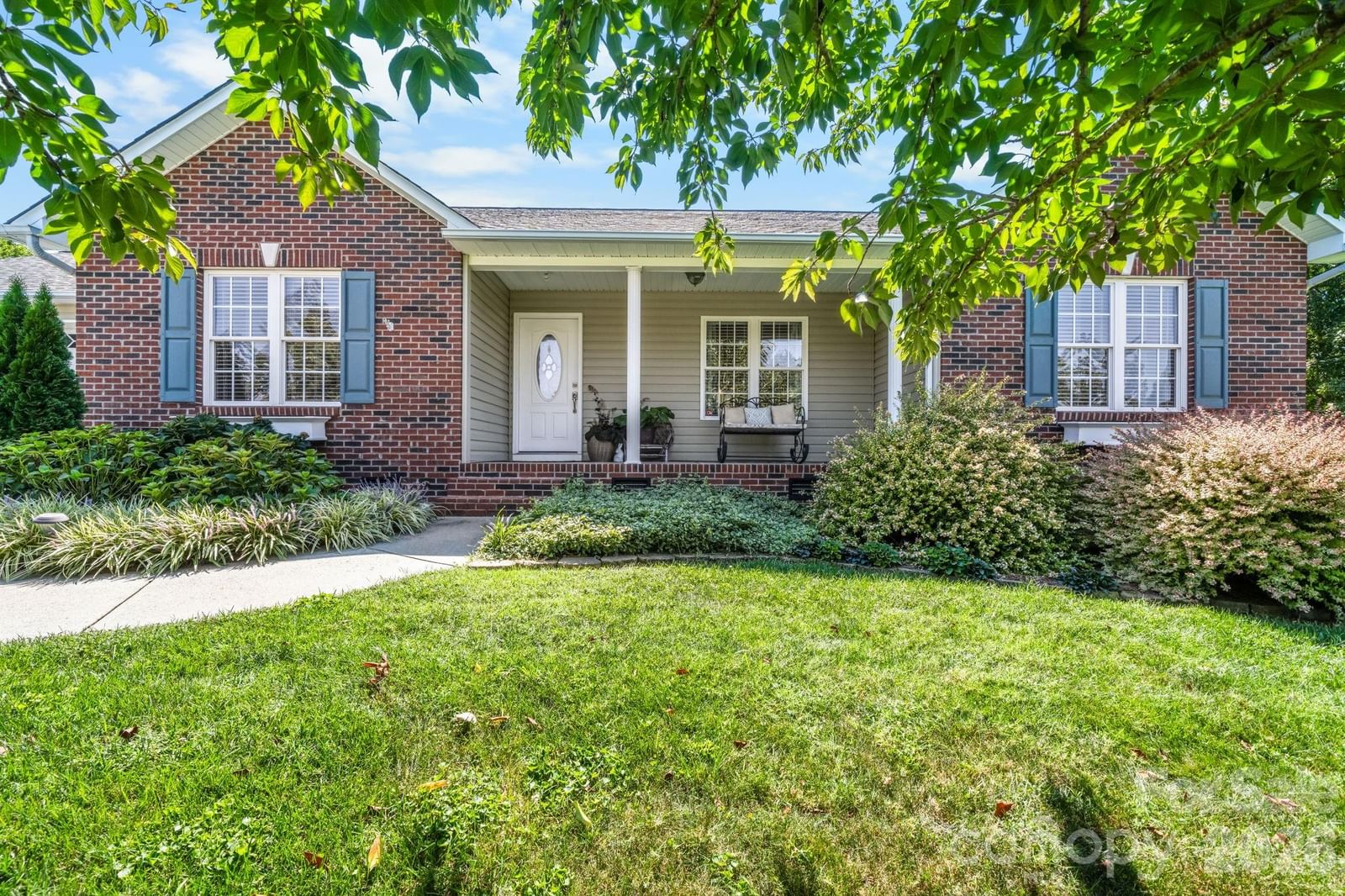 4391 33rd Street Lane, Hickory, NC 28601