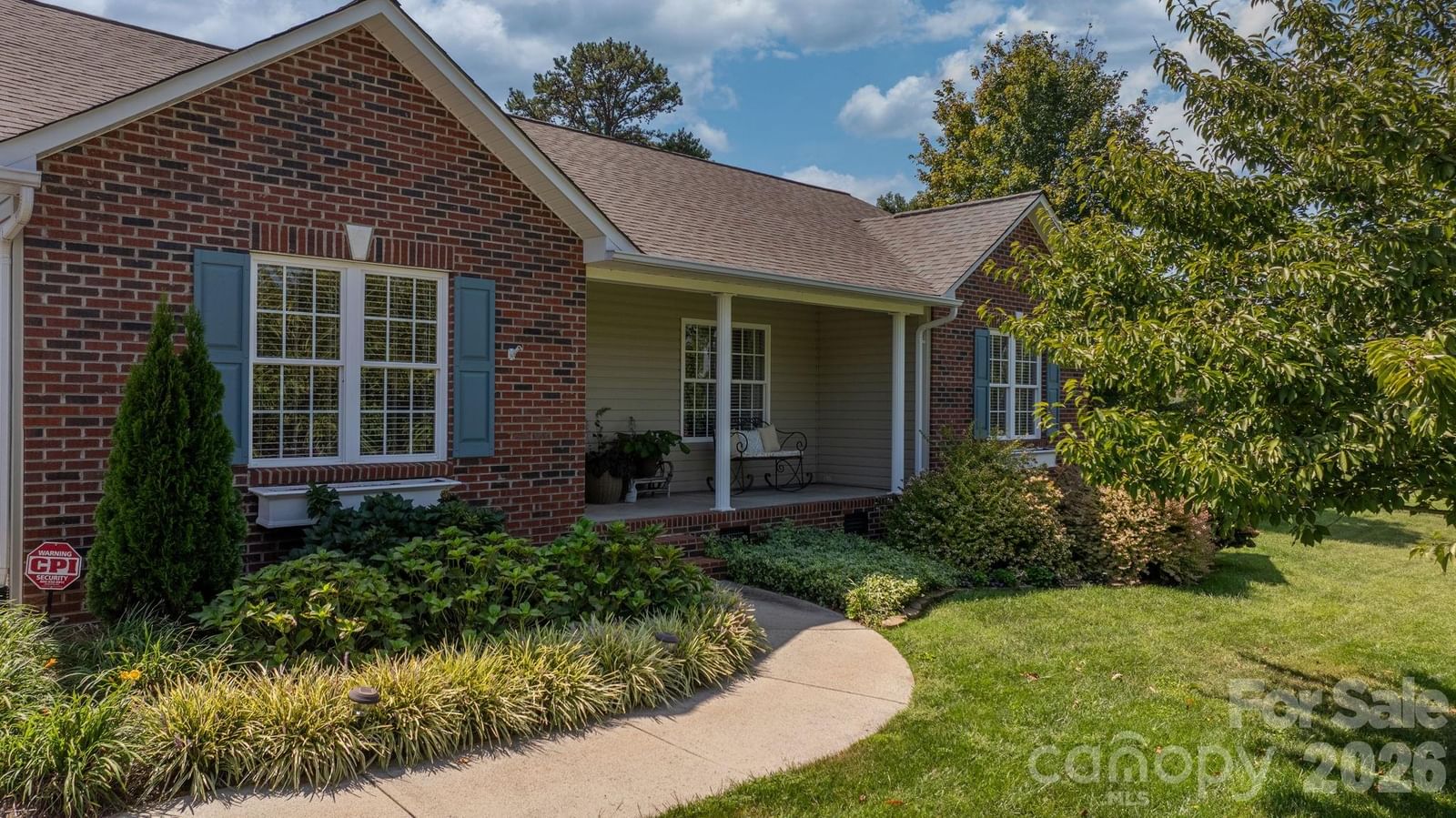 4391 33rd Street Lane, Hickory, NC 28601 - Photo 2