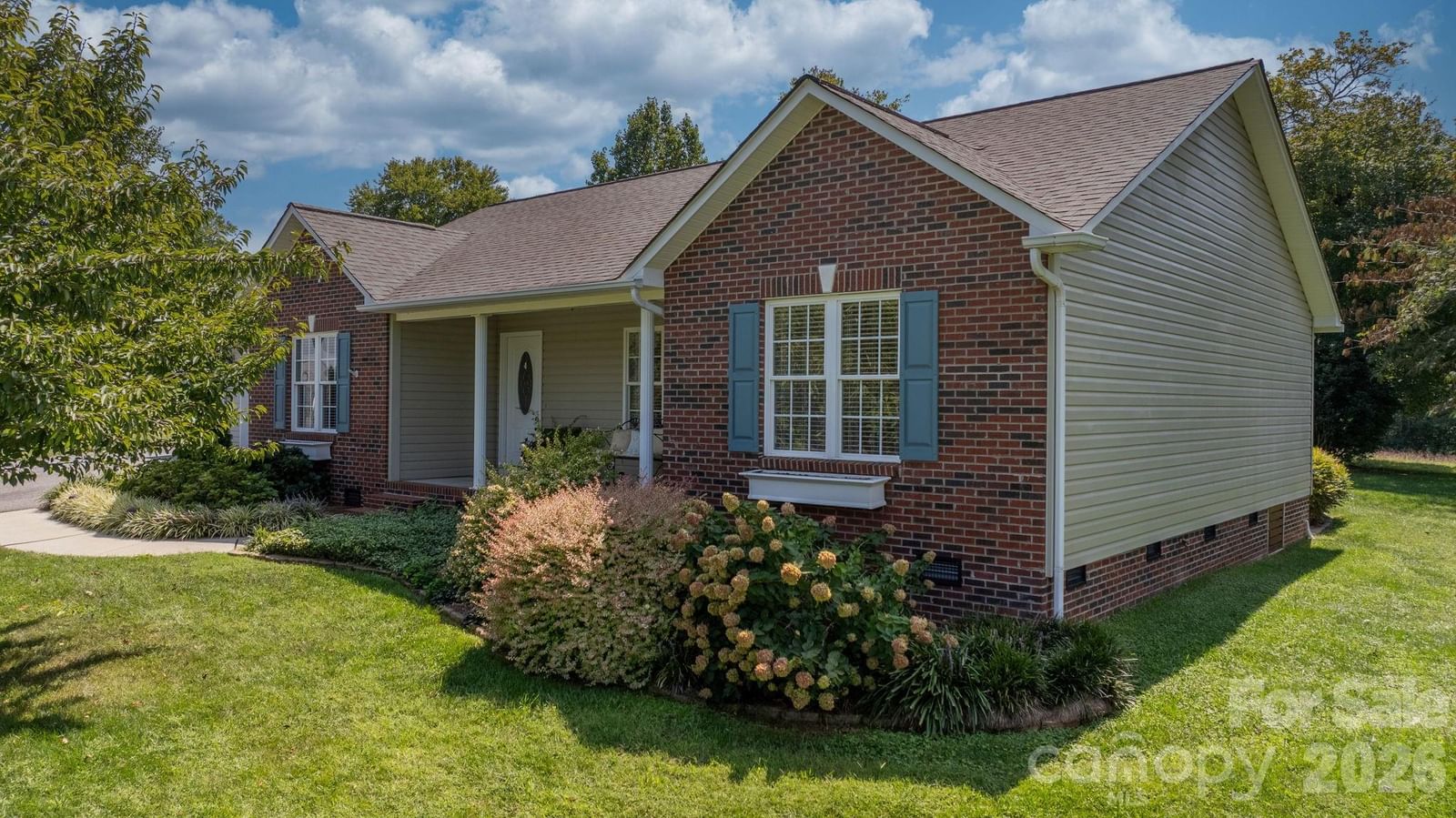 4391 33rd Street Lane, Hickory, NC 28601 - Photo 4