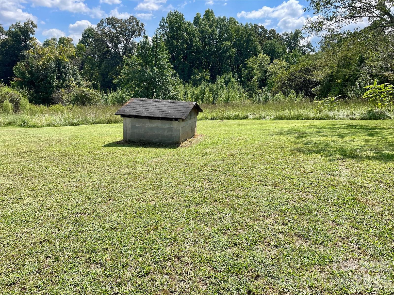 112 Flake Road, Harmony, NC 28634 - Photo 2
