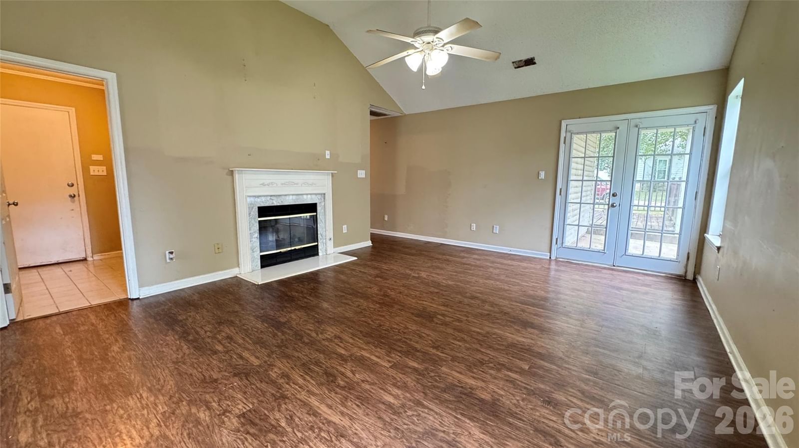 10121 Brawley Lane, Charlotte, NC 28215 - Photo 4
