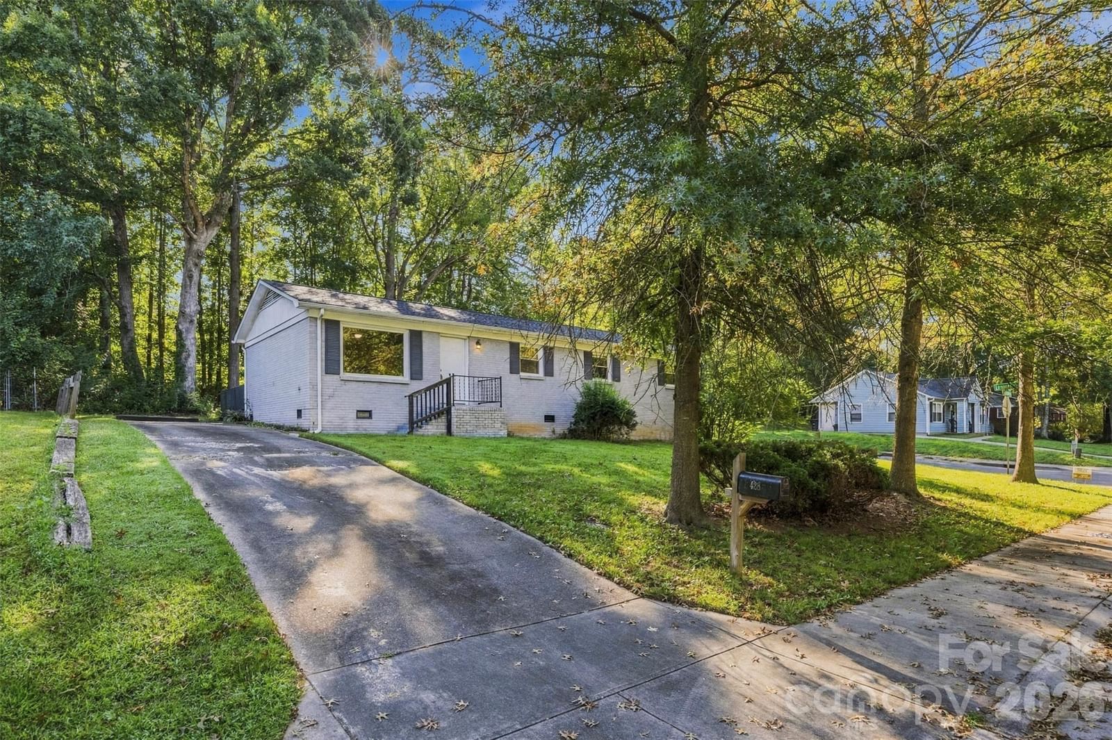 428 Mclelland Avenue, Mooresville, NC 28115 - Photo 2