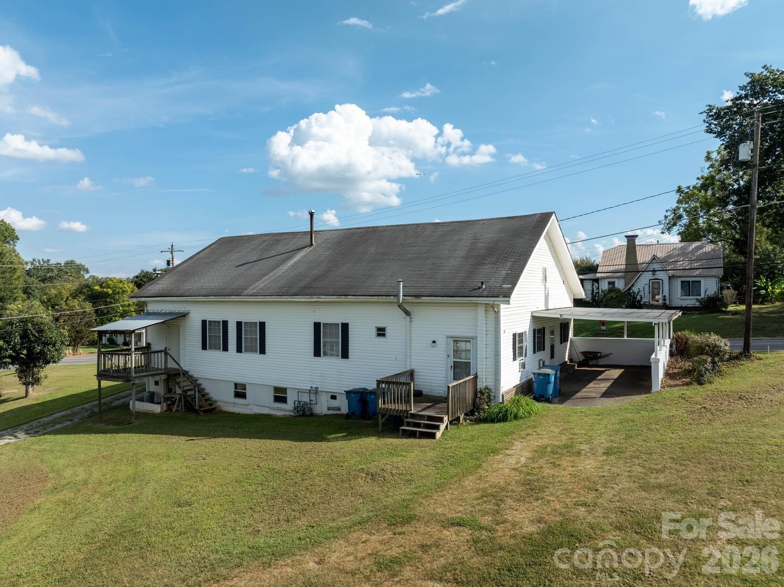 84 Falls Avenue, Granite Falls, NC 28630 - Photo 3