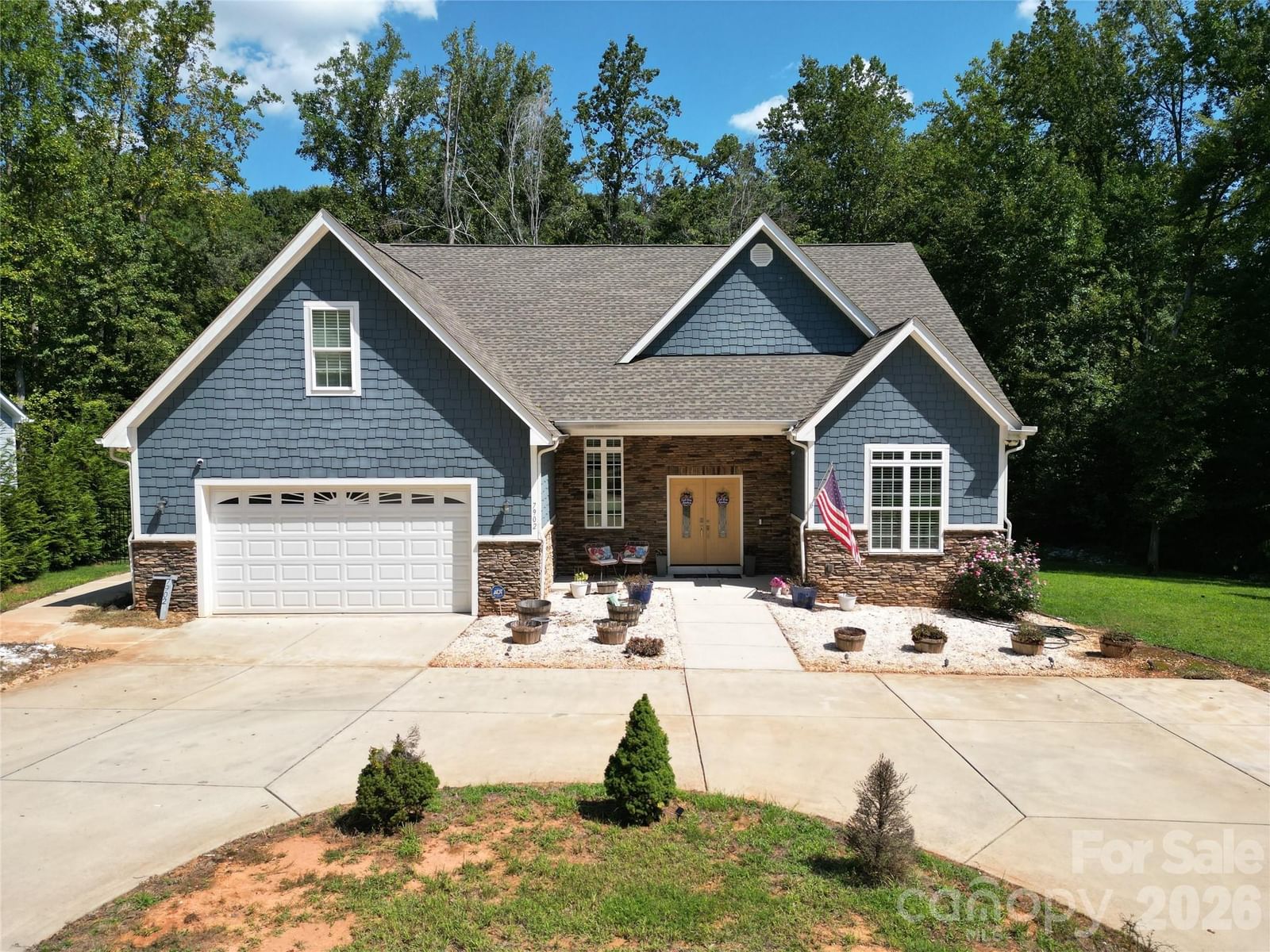 7902 Denbur Drive, Charlotte, NC 28215 - Photo 2
