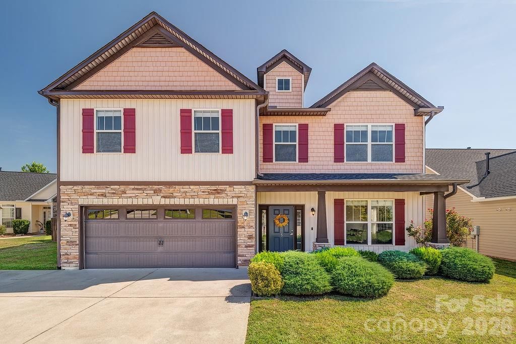 5 Breyerton Court, Asheville, NC 28804