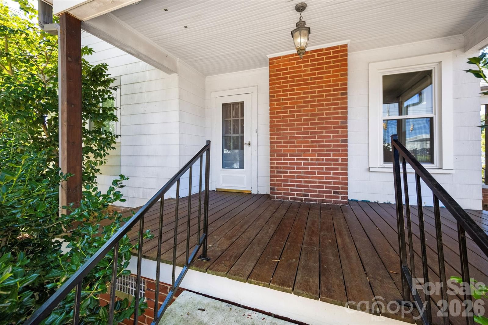 309 Main Avenue, Newton, NC 28658 - Photo 5