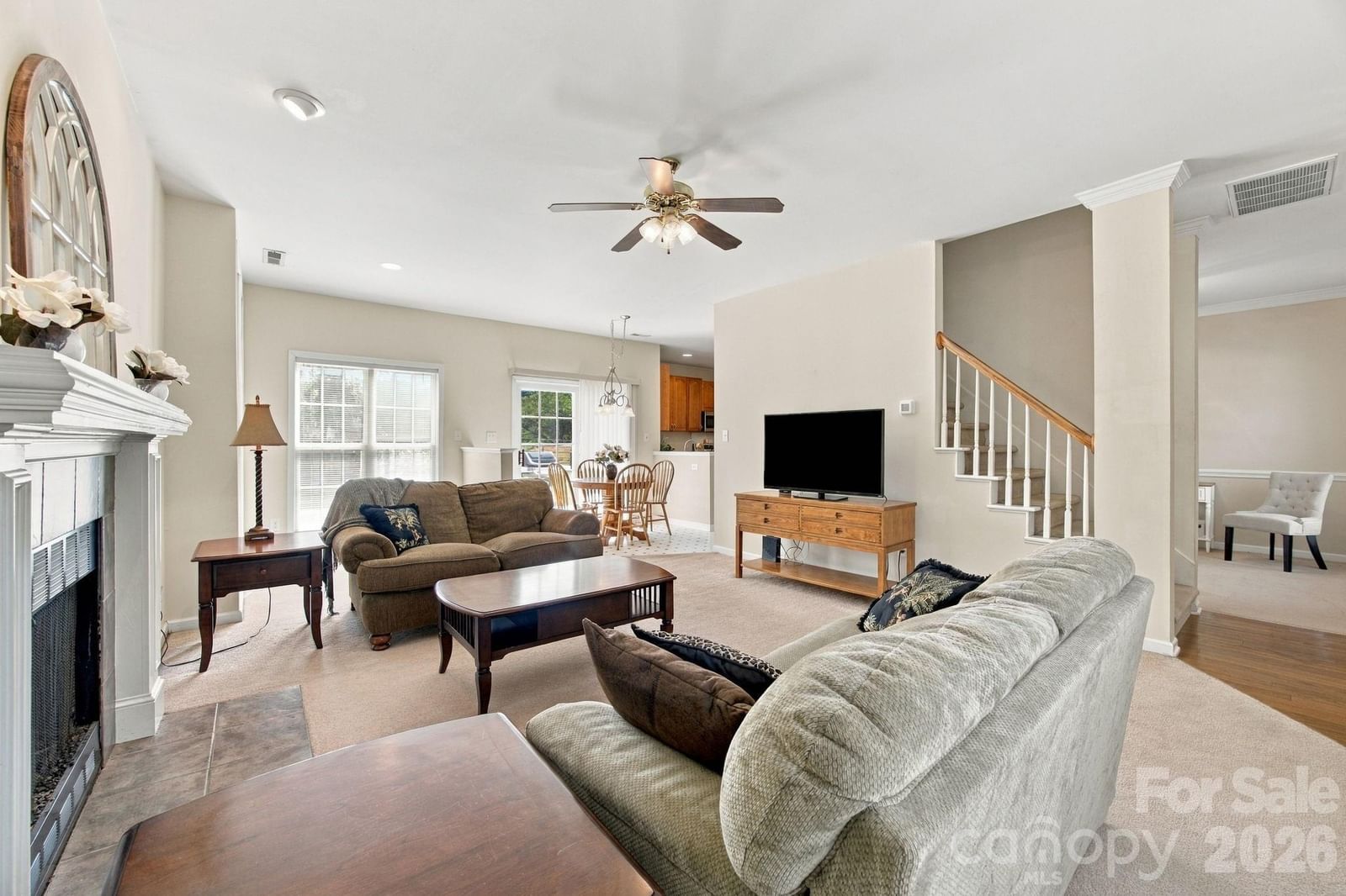 2807 Edgebrook Circle, Matthews, NC 28105 - Photo 2