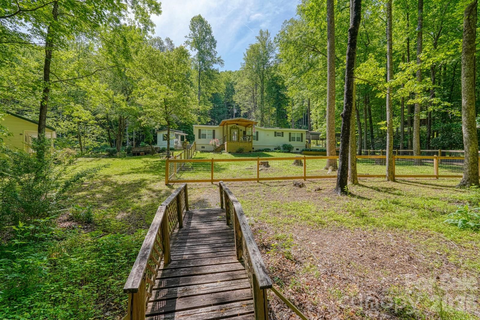 123 Little Rock Way, Mill Spring, NC 28756 - Photo 4