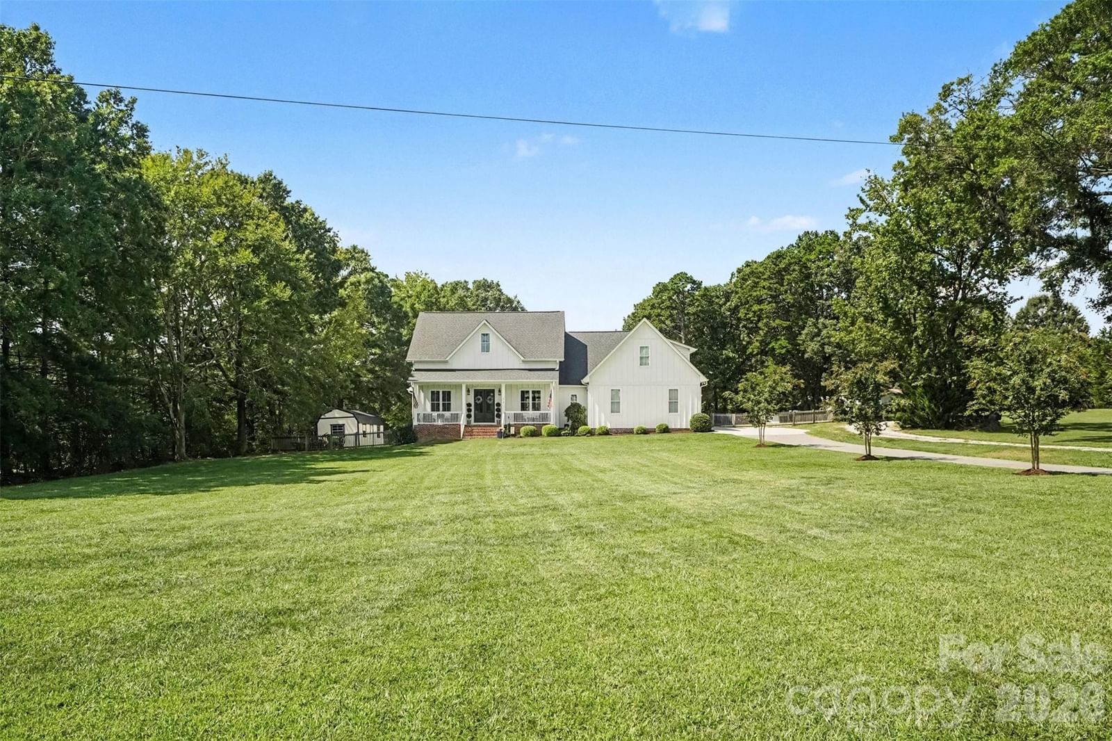 372 Linwood Road, Mooresville, NC 28115