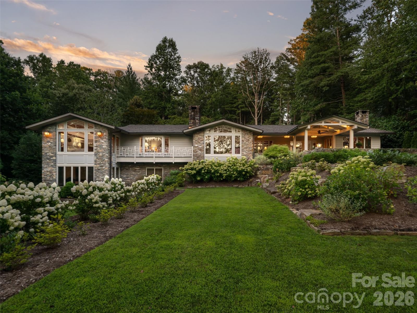 17 Amherst Road, Biltmore Forest, NC 28803