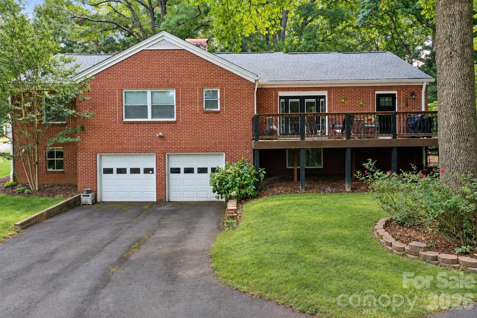 609 1st Avenue, Conover, NC 28613 - Photo 4