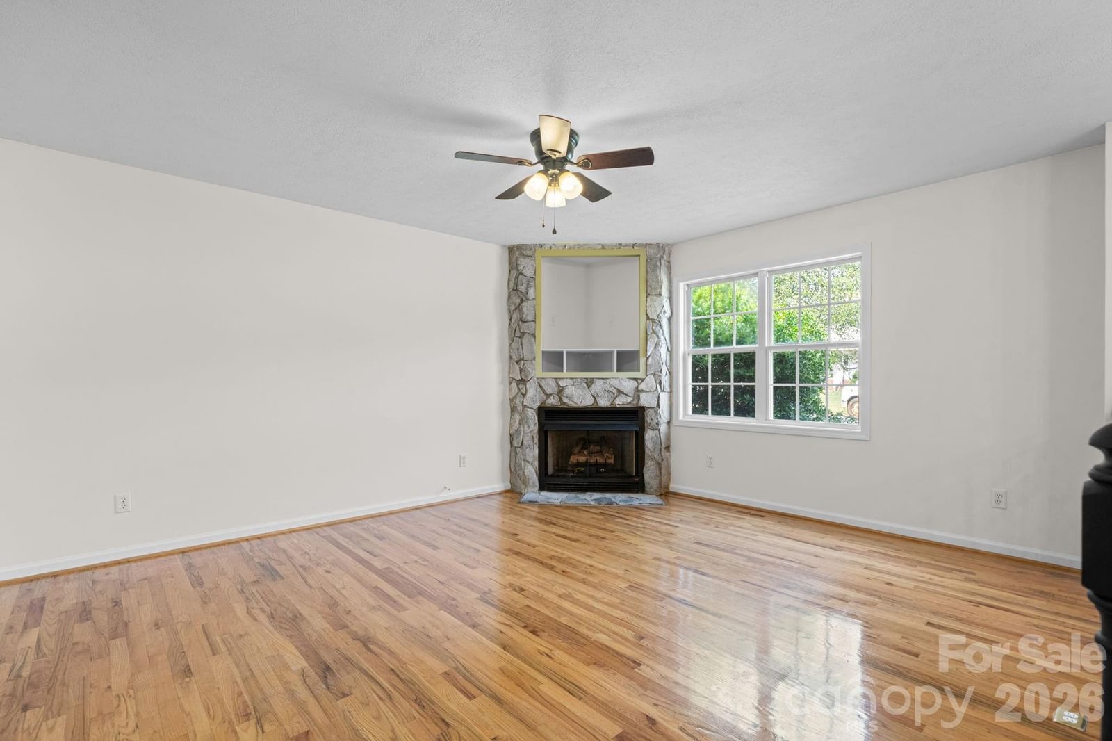 2103 Samanthas Wells Lane, Newton, NC 28658 - Photo 4