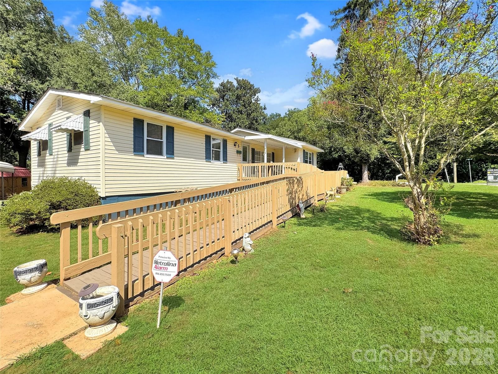 5 Love Street, Lowell, NC 28098 - Photo 4