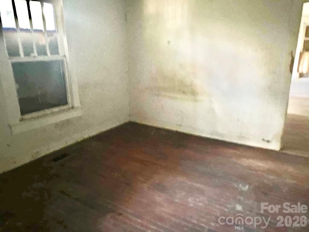 709 Douglas Street, Shelby, NC 28150 - Photo 4