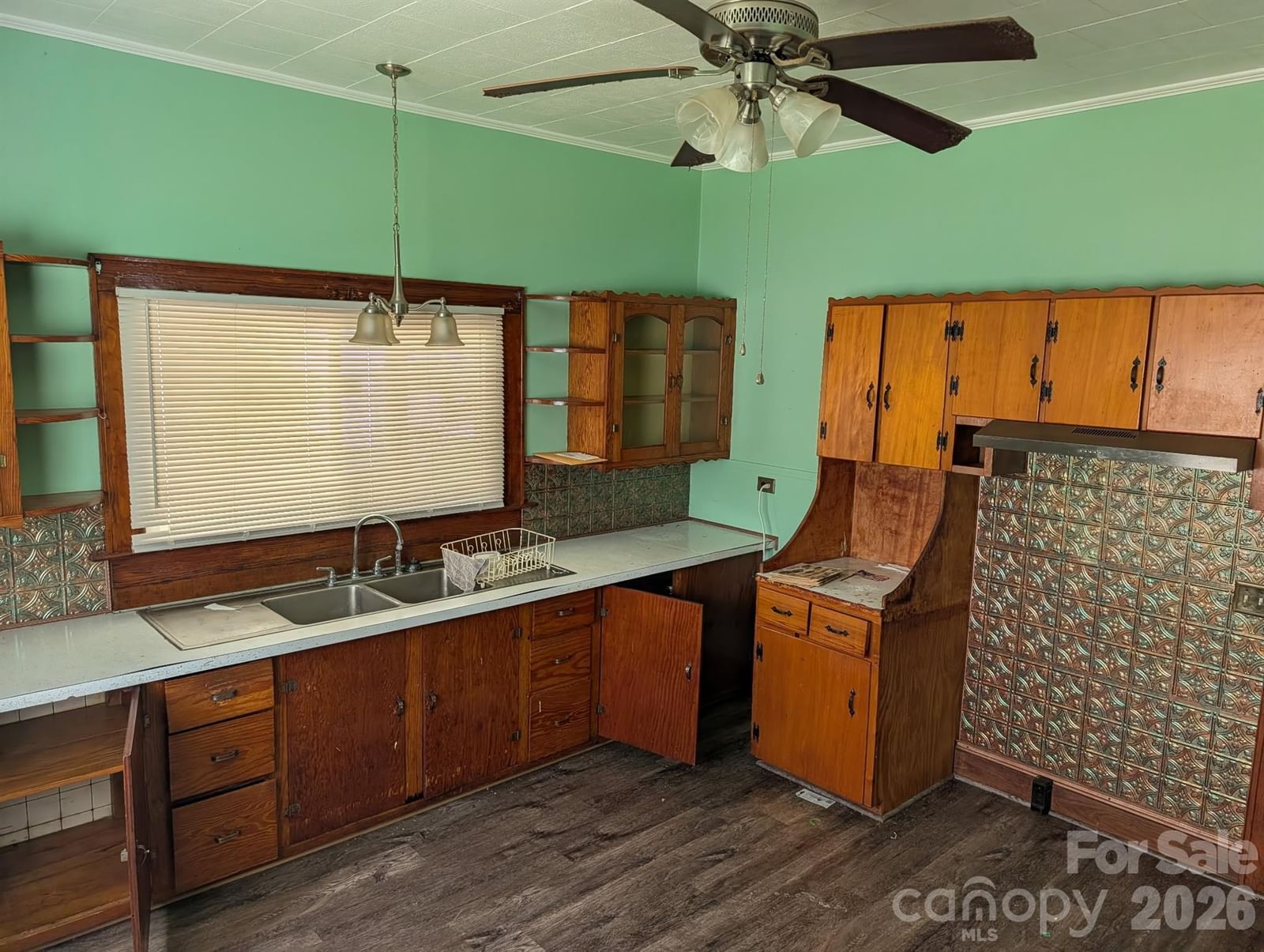 919 1st Street, Lowell, NC 28098 - Photo 2