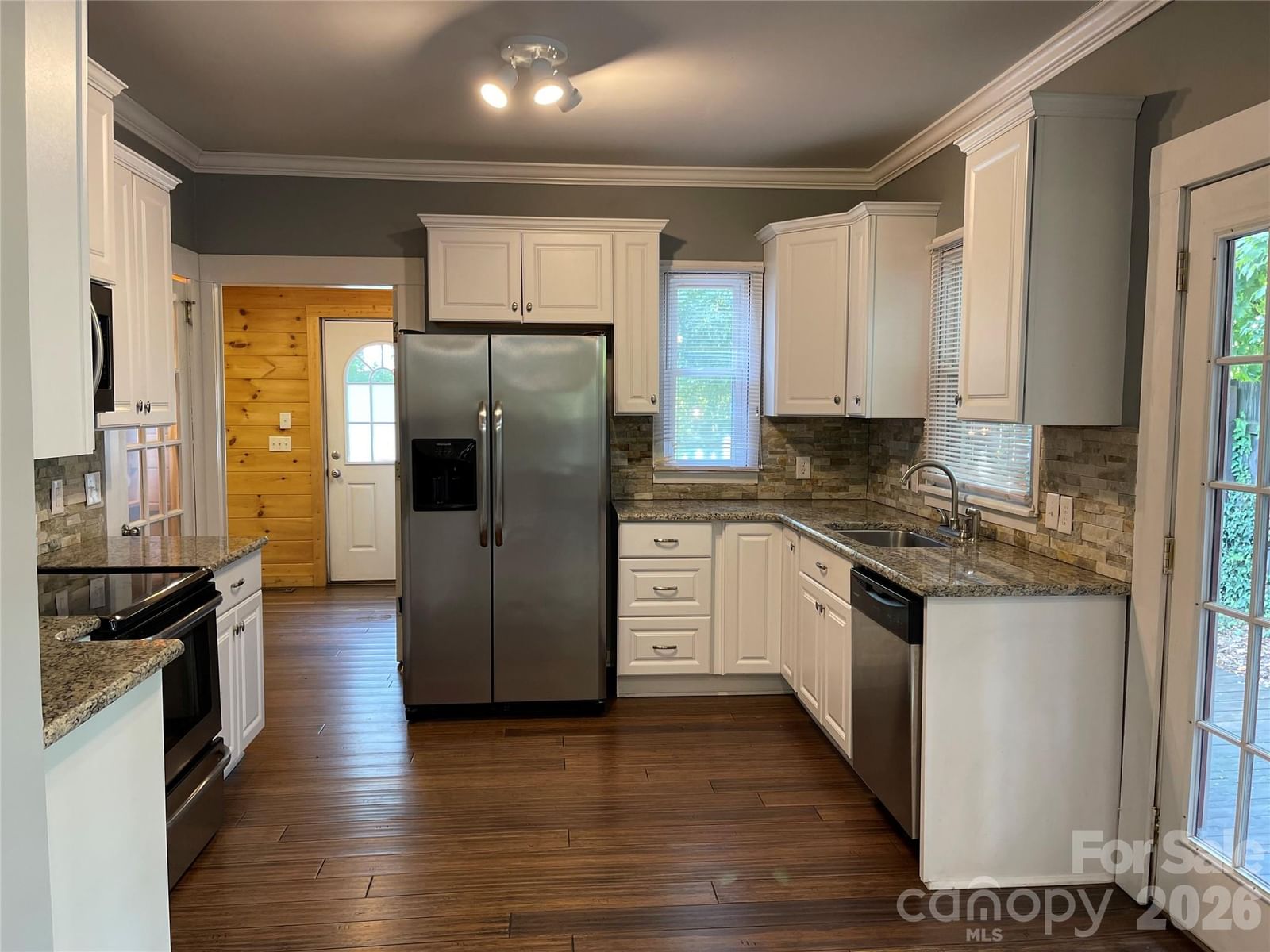 216 Catawba Avenue, Mount Holly, NC 28120 - Photo 5
