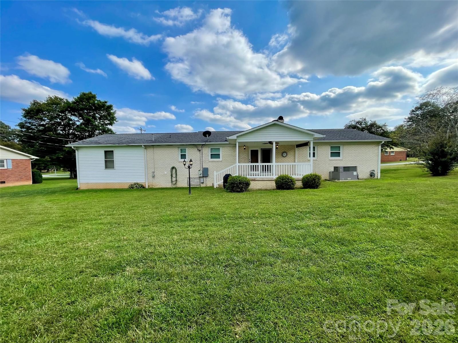 5708 Danville Drive, Kannapolis, NC 28081 - Photo 2