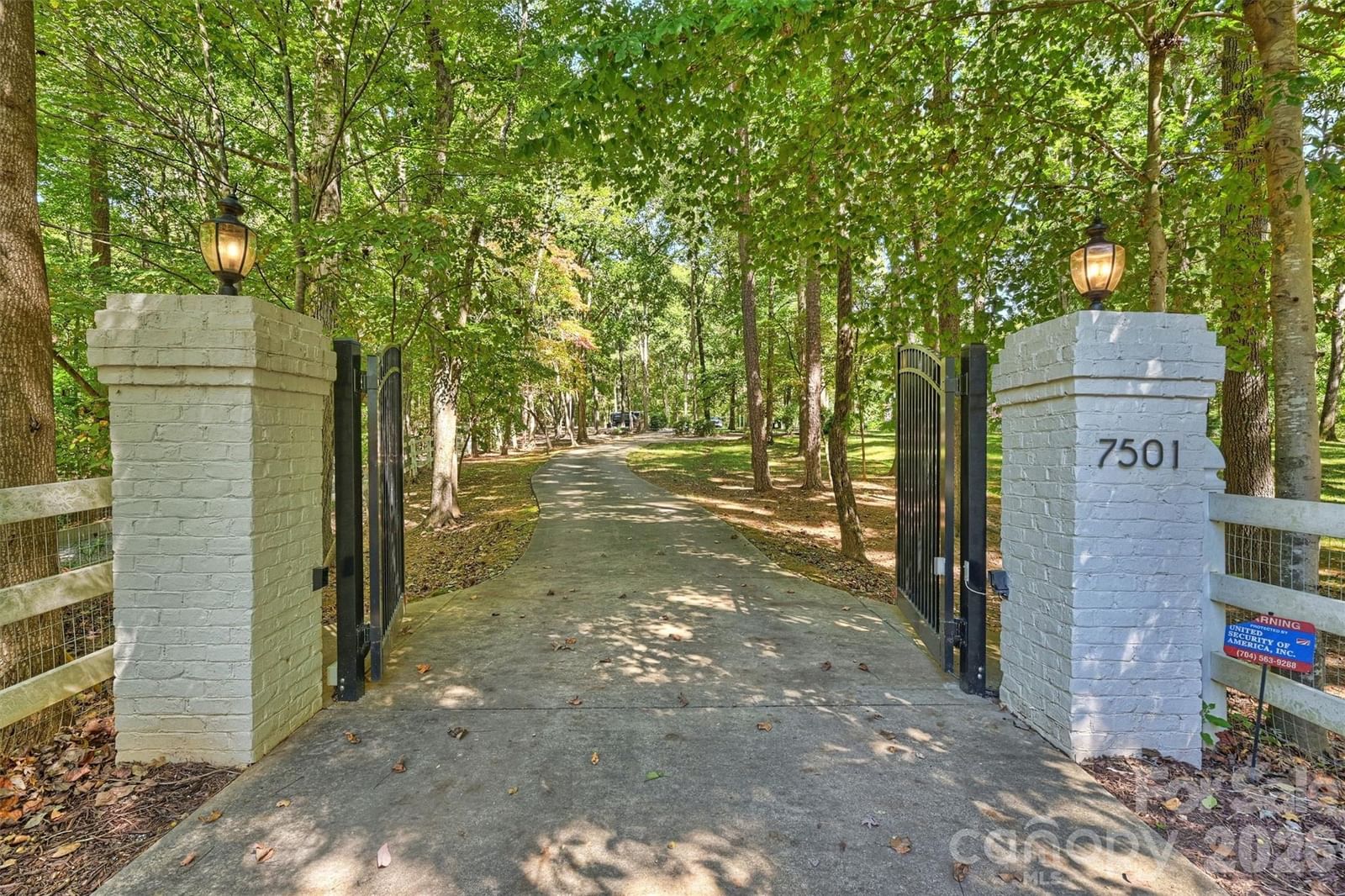 7501 Big Buck Trail, Waxhaw, NC 28173 - Photo 2