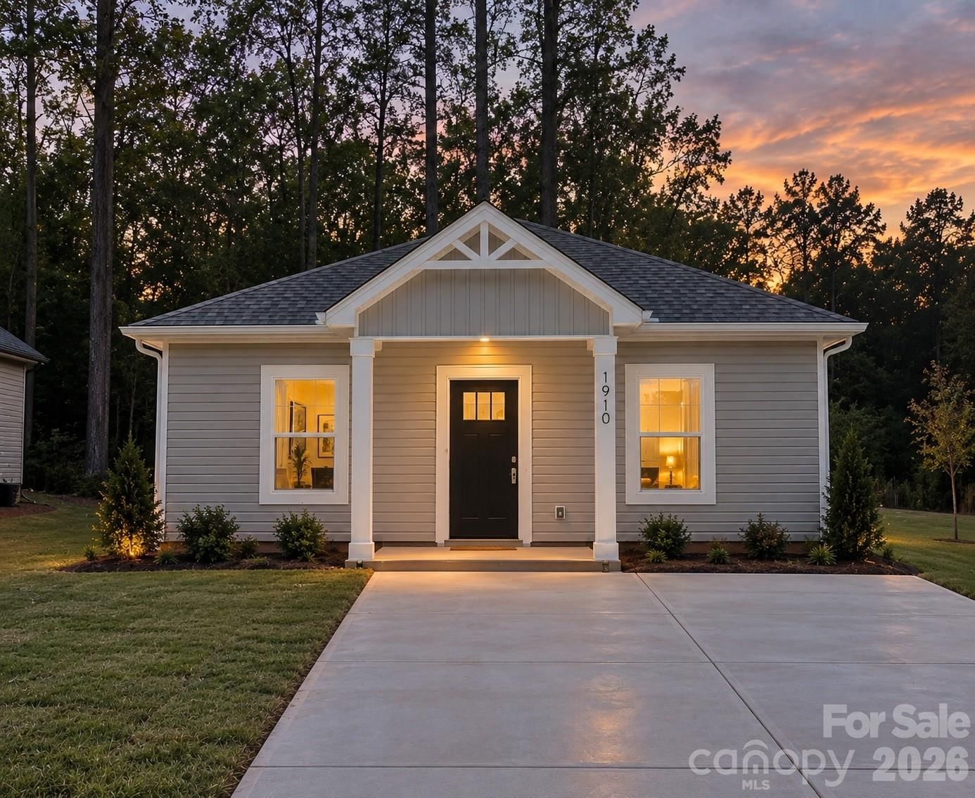 806 Salisbury Avenue, Spencer, NC 28159