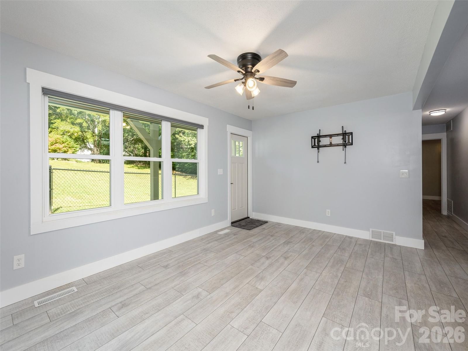 4103 Turnpike Road, Horse Shoe, NC 28742 - Photo 5