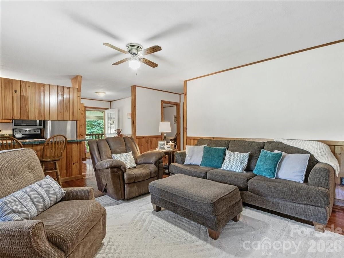 1840 White Oak Road, Burnsville, NC 28714 - Photo 3