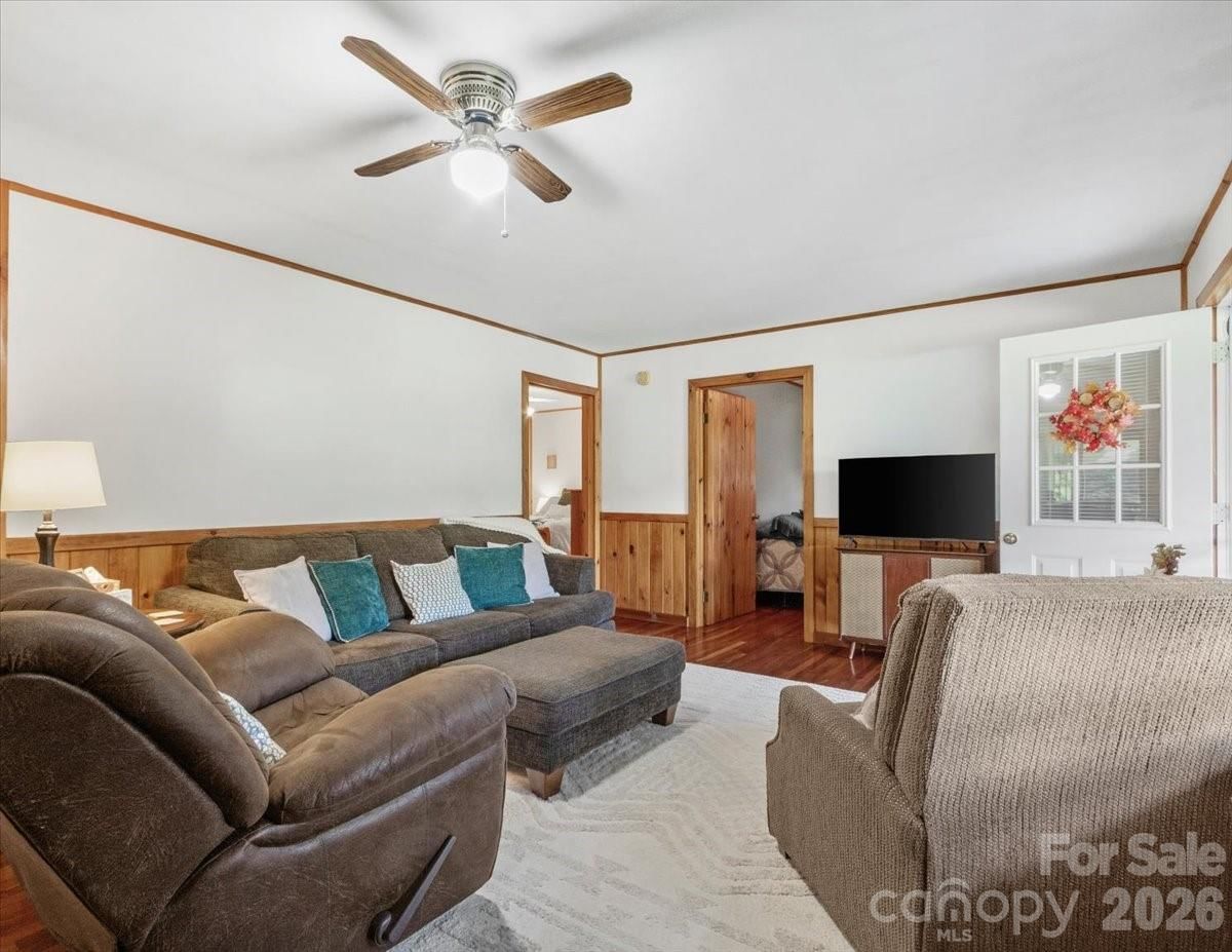 1840 White Oak Road, Burnsville, NC 28714 - Photo 5