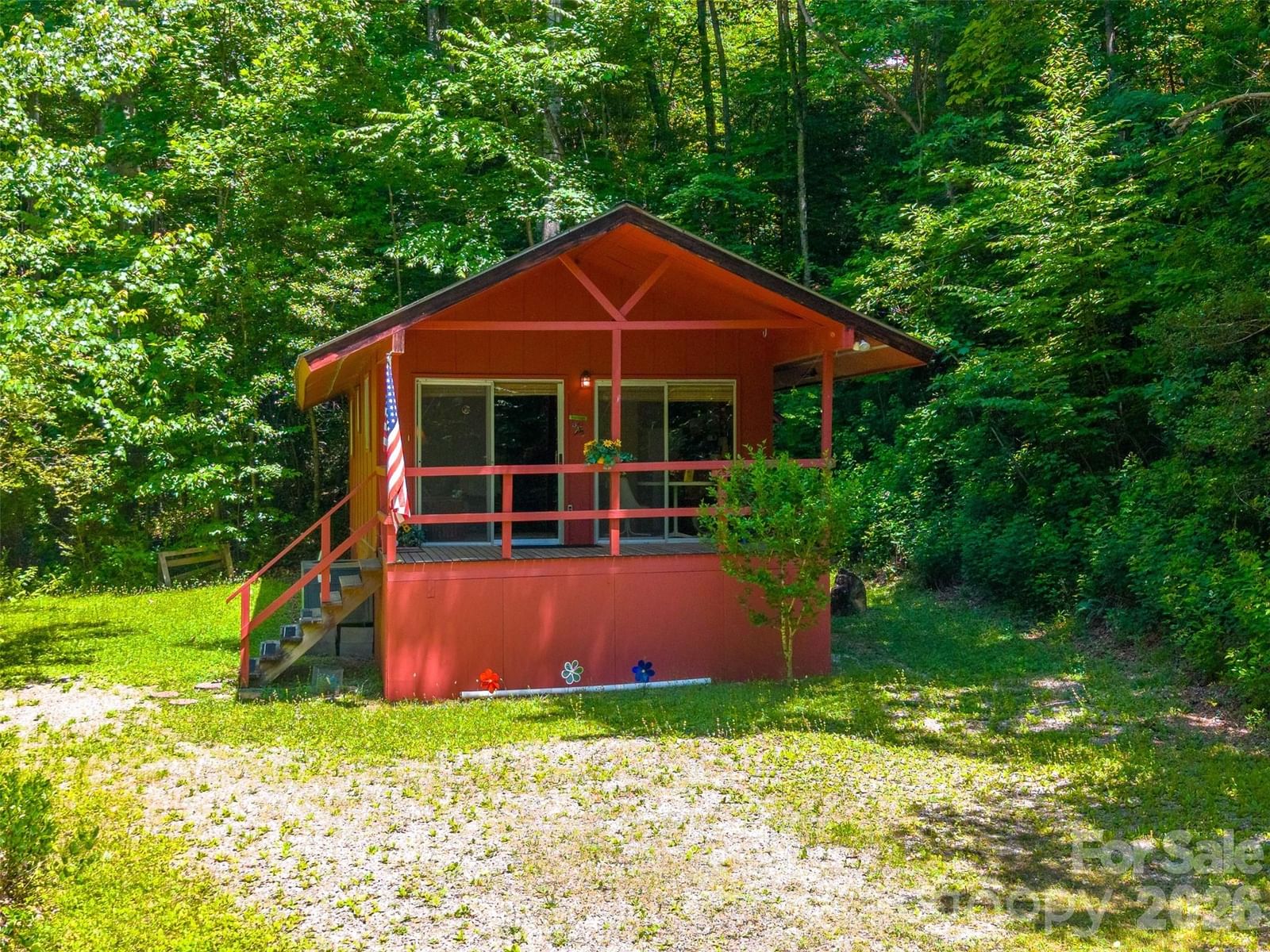 255 Bailey Avenue, Bryson City, NC 28713 - Photo 2