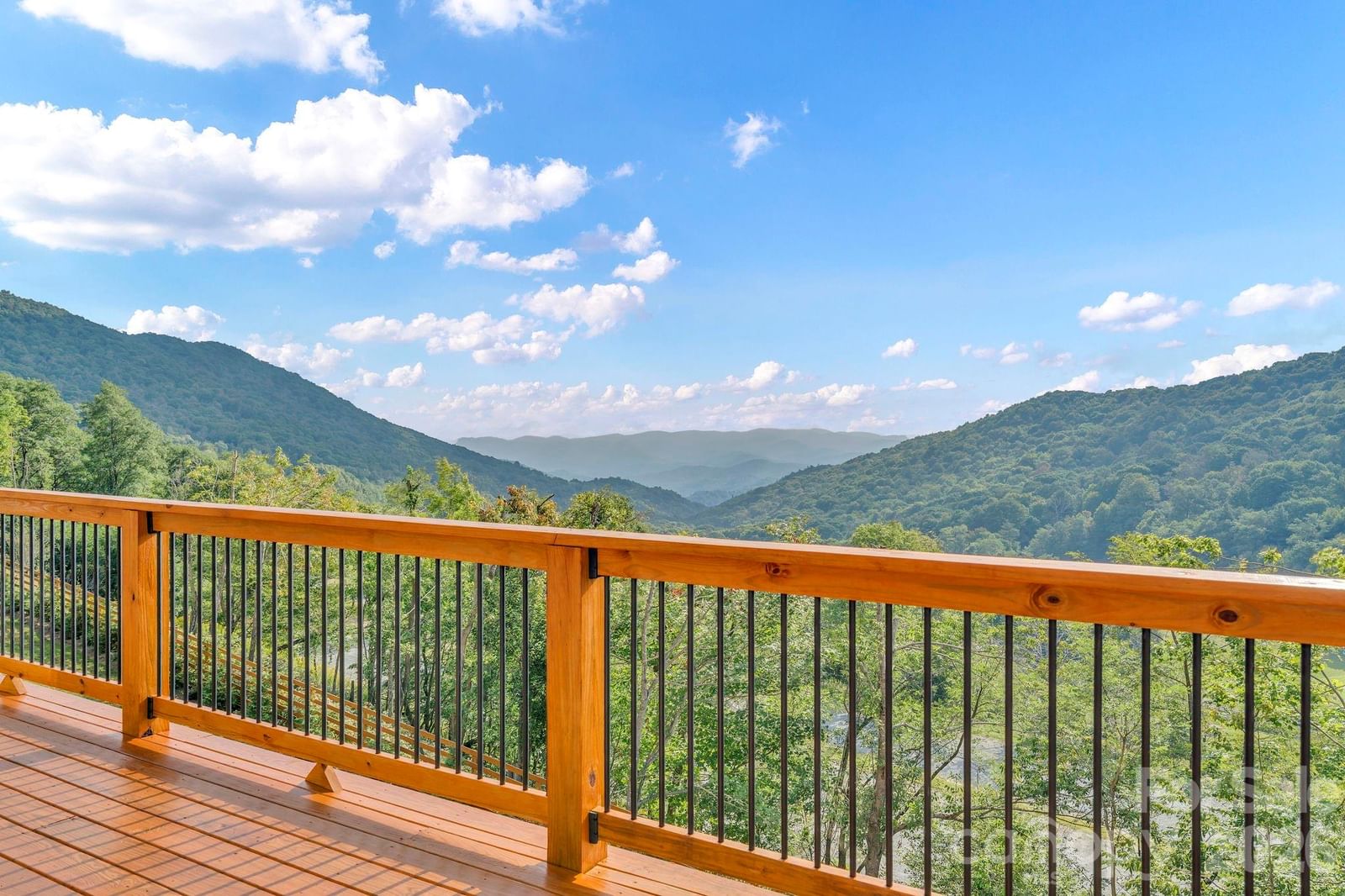 117 Snowcloud Drive, Seven Devils, NC 28604 - Photo 4