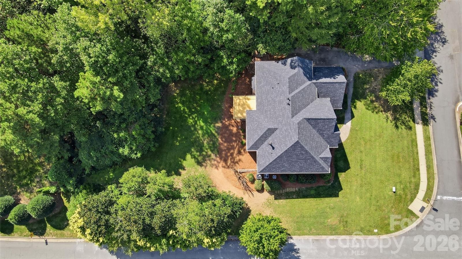 4224 Mountain Cove Drive, Charlotte, NC 28216 - Photo 4