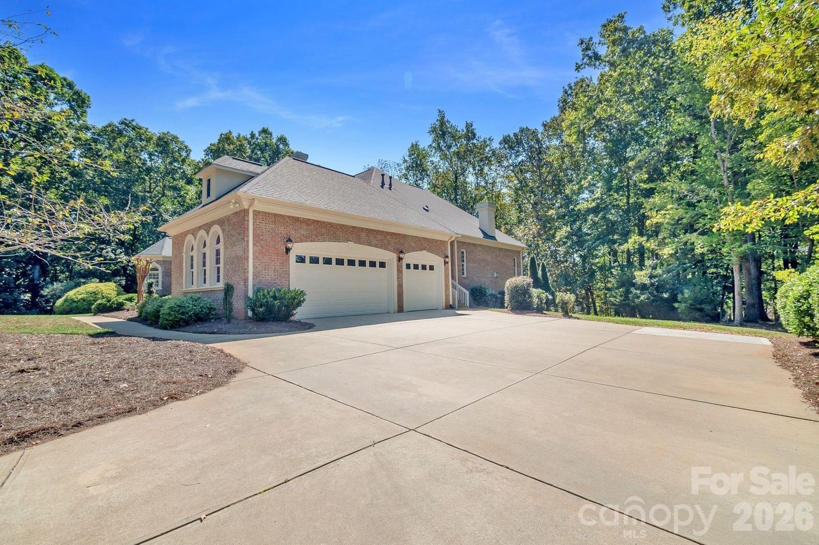 6052 Oxfordshire Road, Waxhaw, NC 28173 - Photo 2