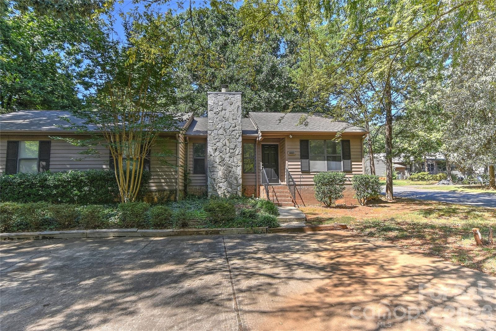 1023 Cranberry Circle, Fort Mill, SC 29715 - Photo 2