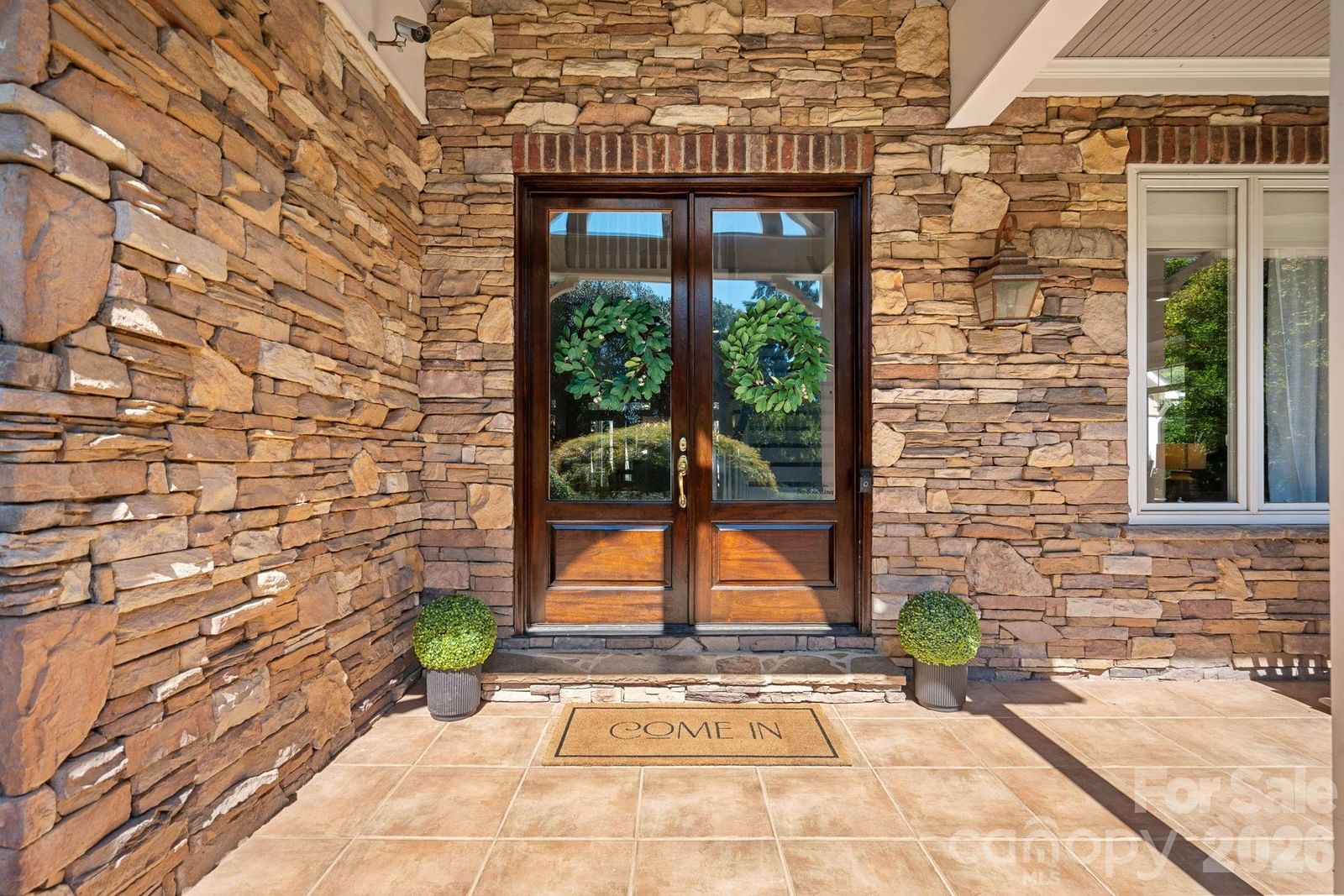 176 Vineyard Drive, Mooresville, NC 28117 - Photo 2